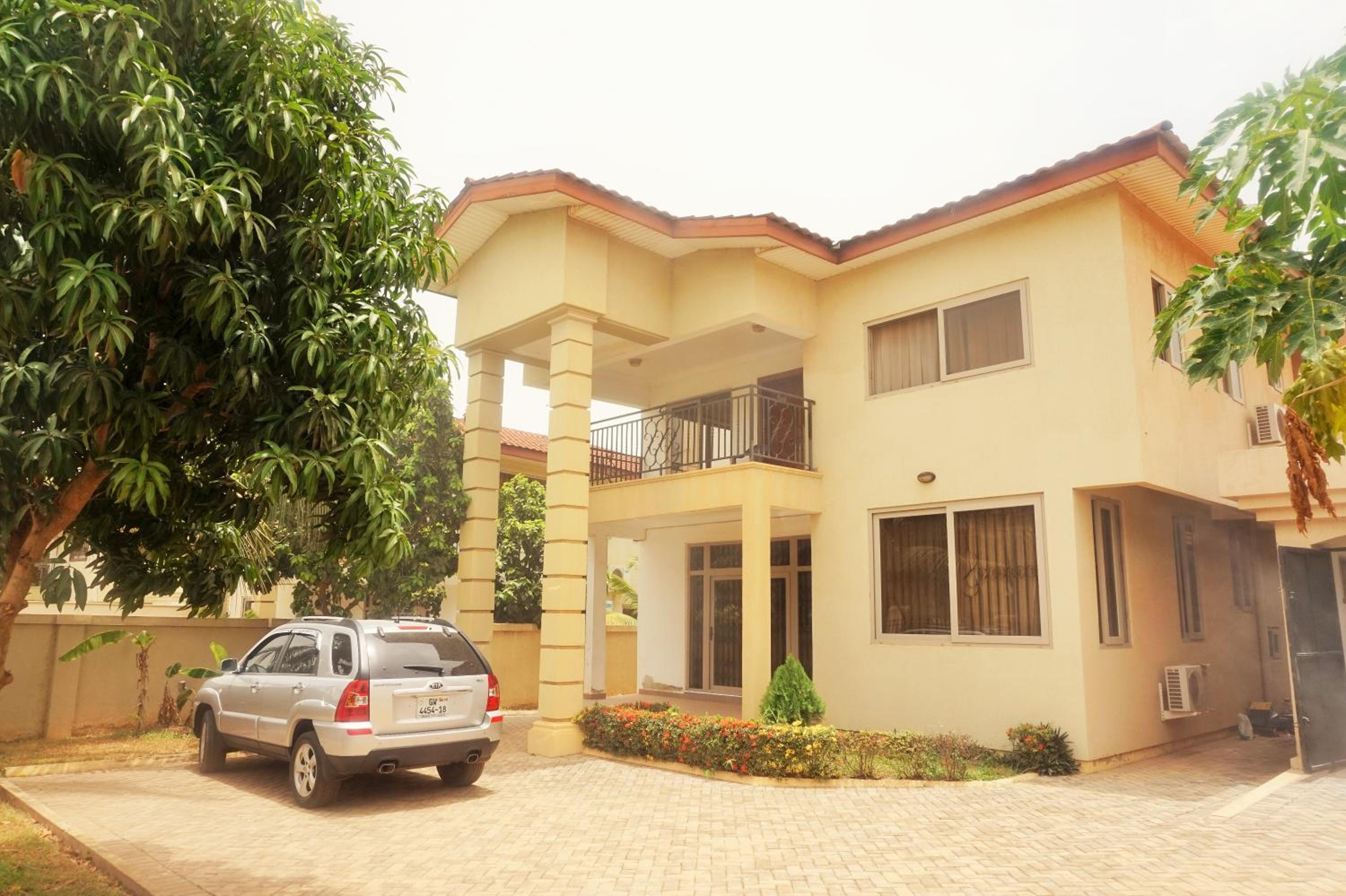 Sandpark Place, West Hills