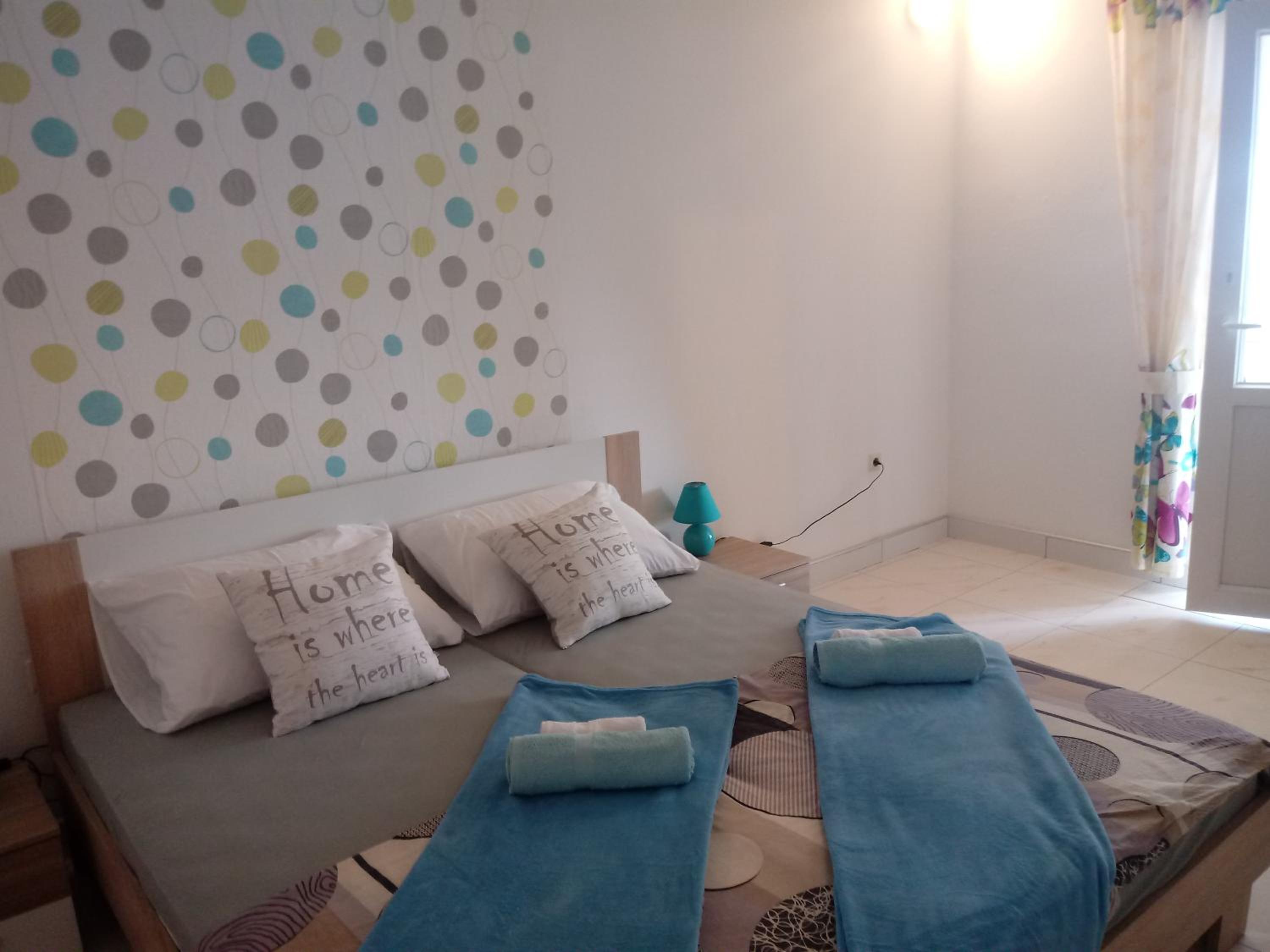 Apartmani Fran Vir view 3