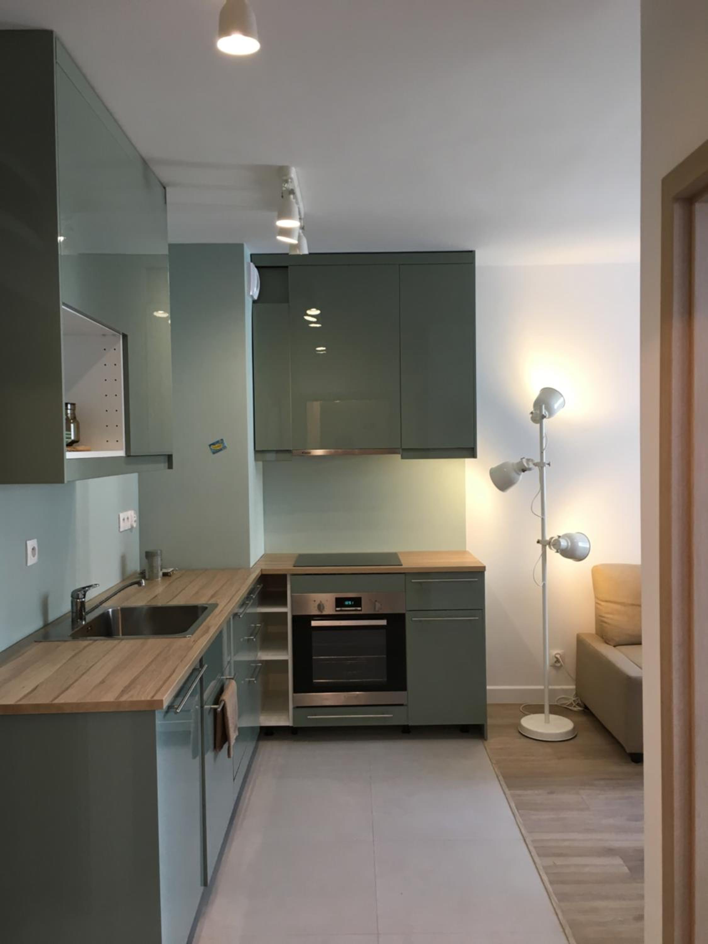 SHOQ STUDIO nice apartment with private parking