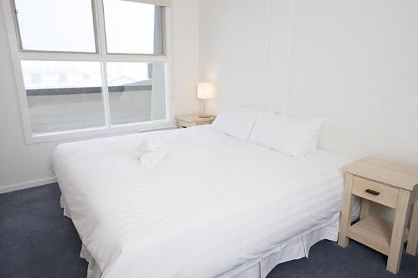 White Crystal Apartments