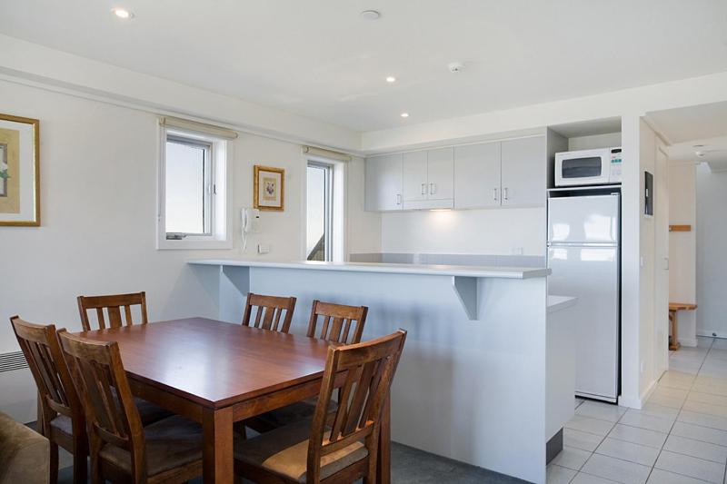 White Crystal Apartments