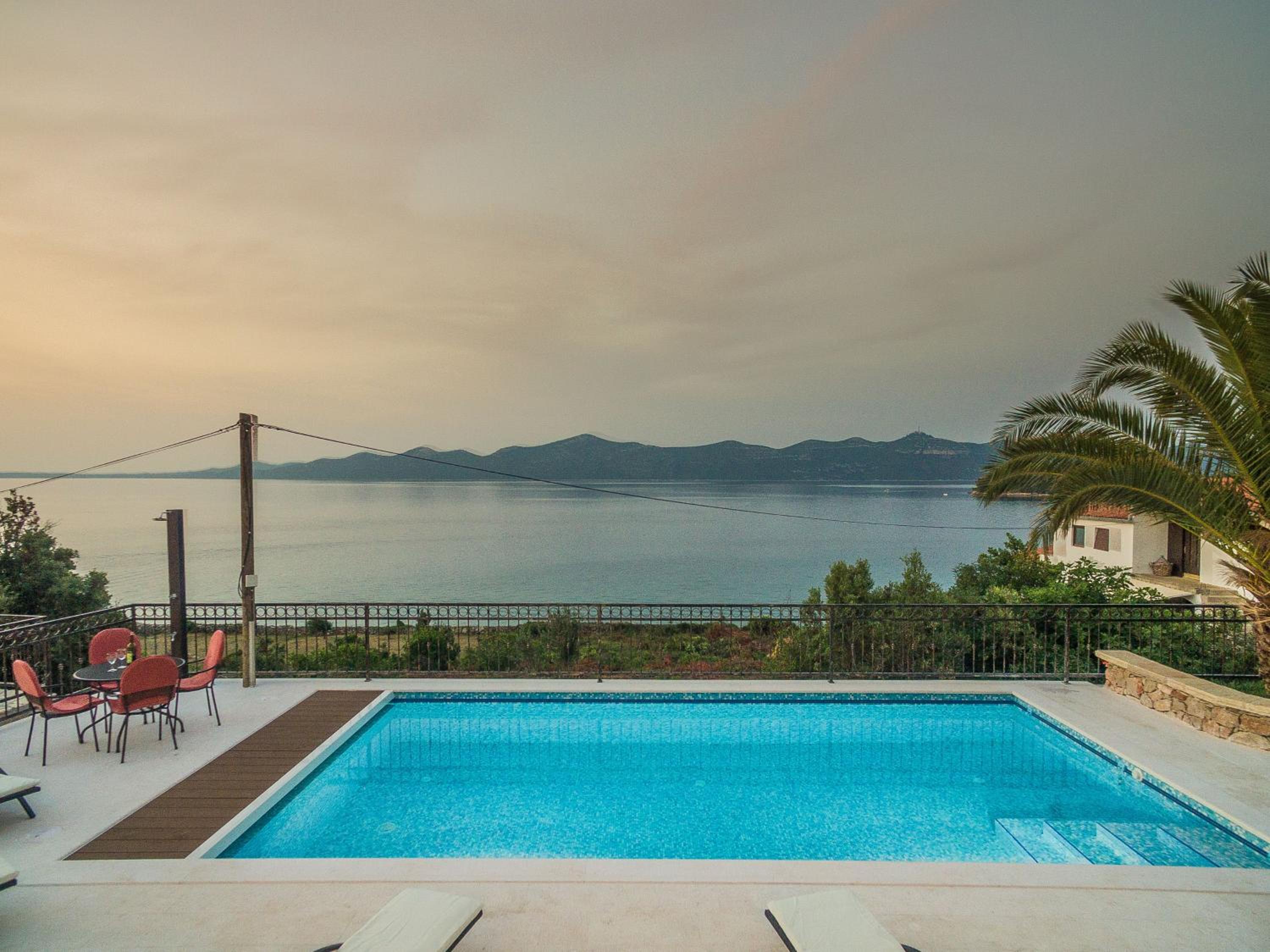 Villa Iž view 4