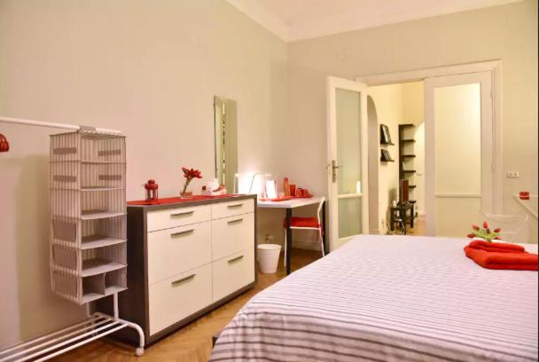 Beautiful, Newly Renovated Flat in Zamalek, Cairo