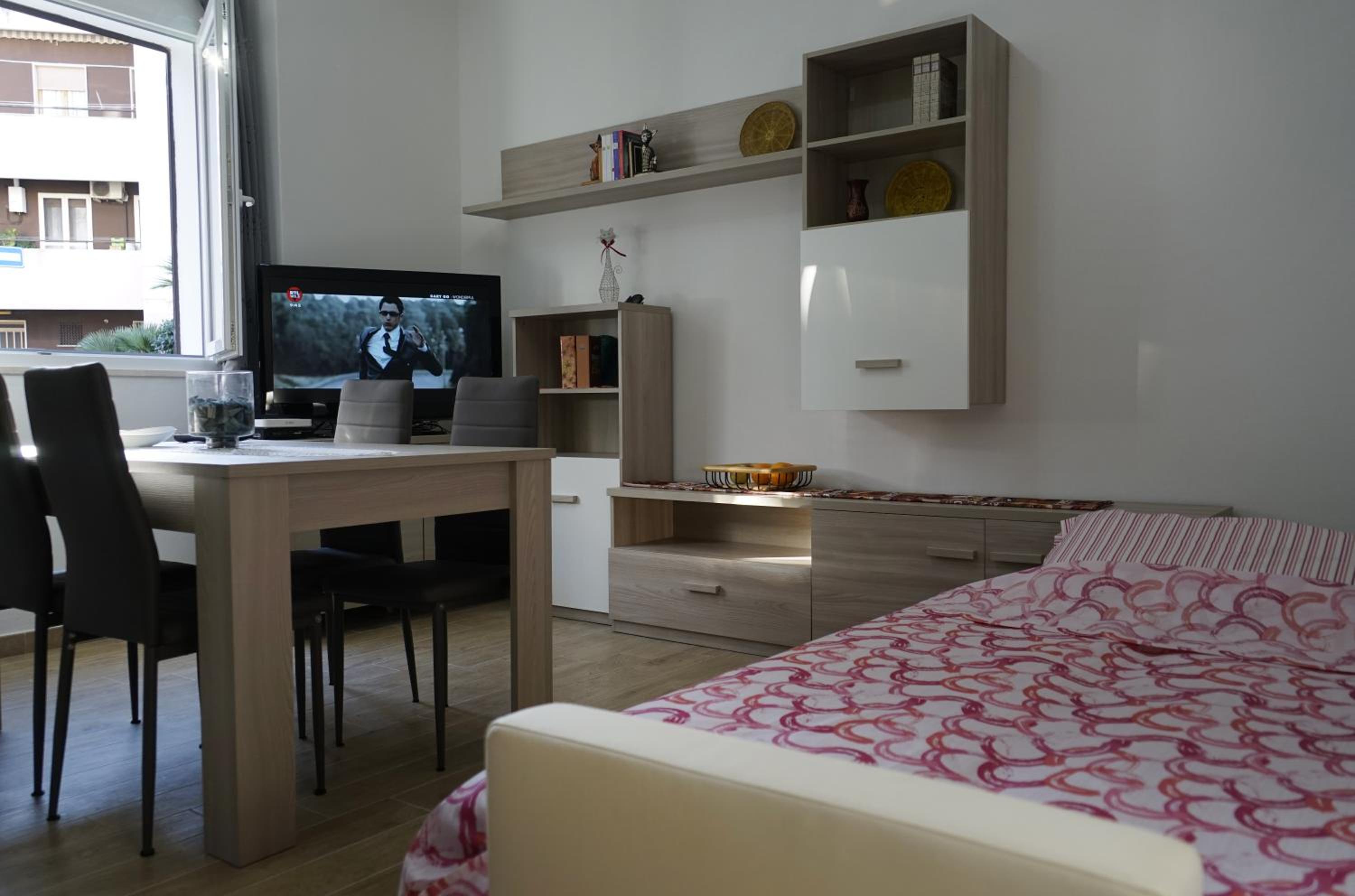 Glm Houses