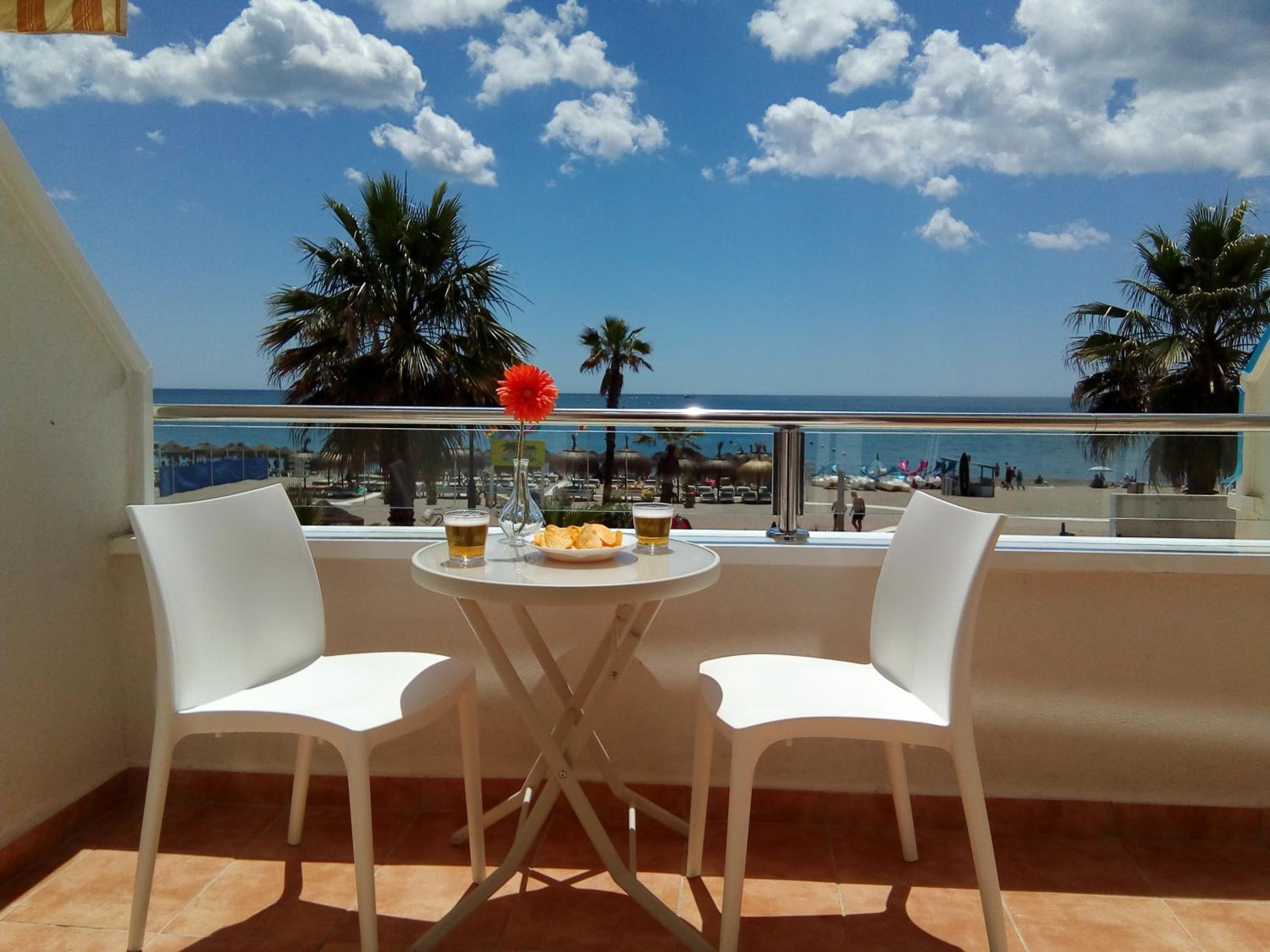 NUEVO Roca Chica, Primera Línea Playa,Torremolinos photo 1