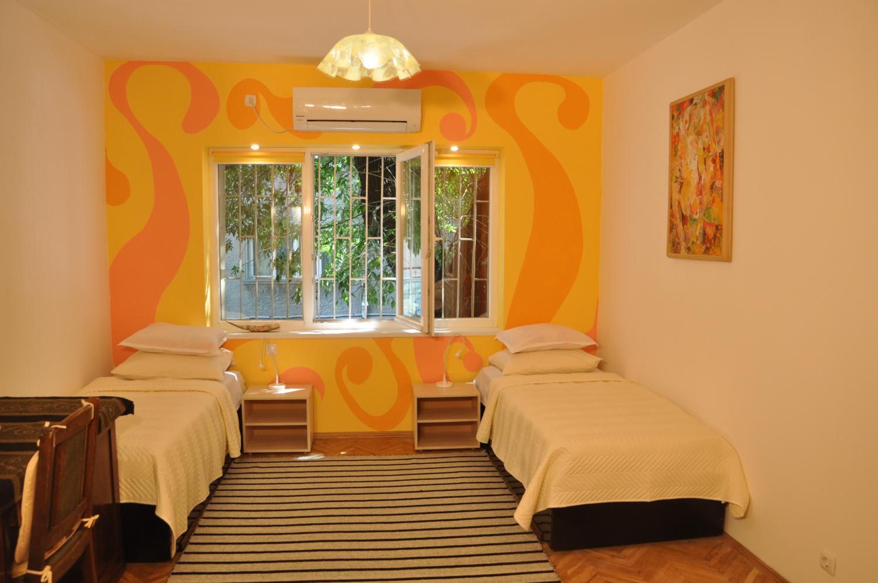Arlequin Apartment