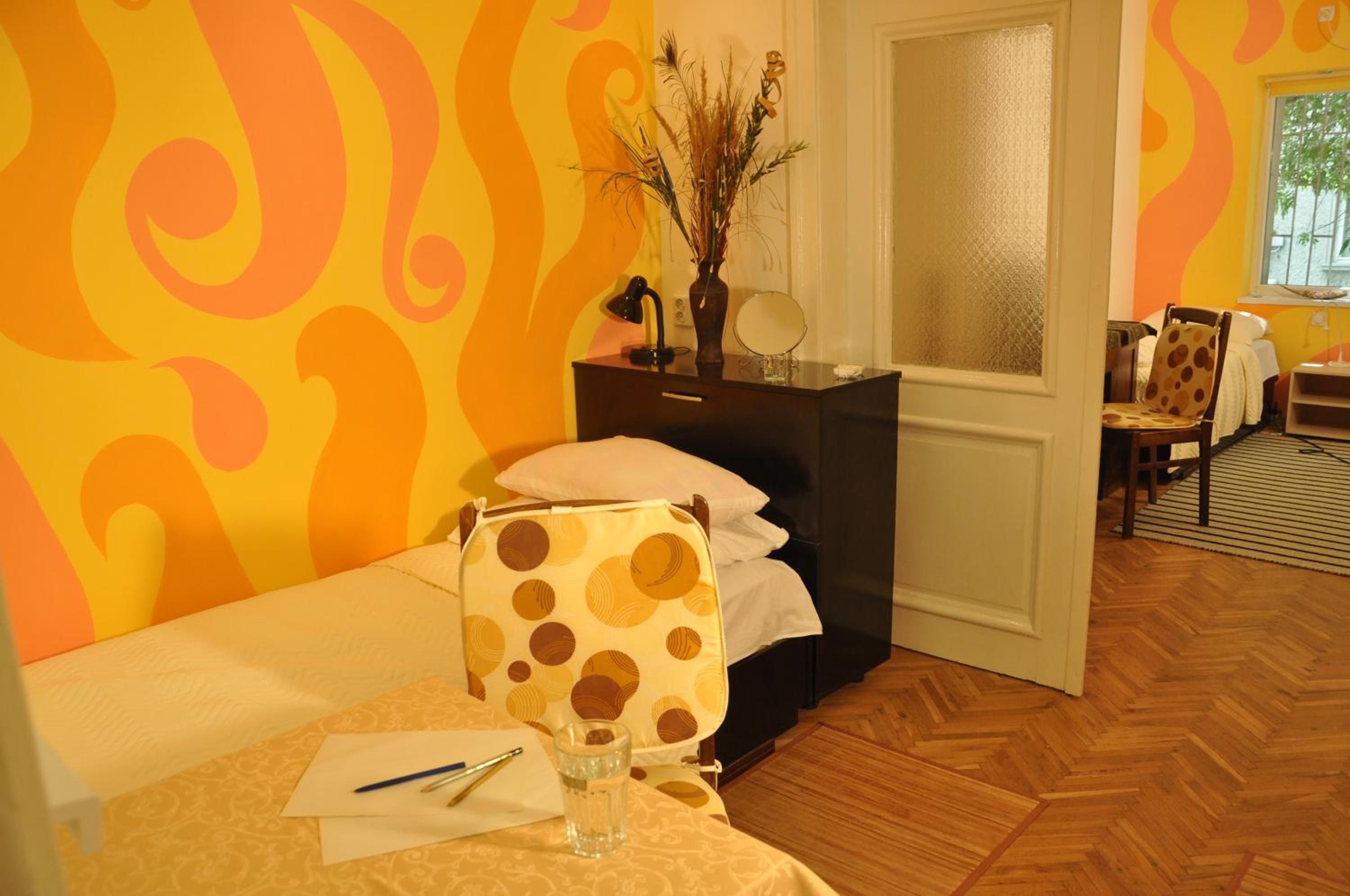 Arlequin Apartment