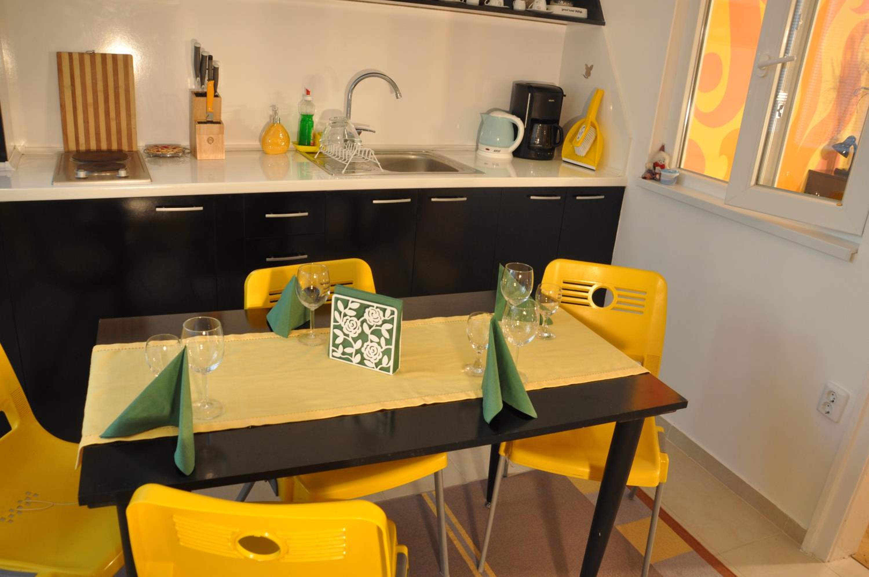 Arlequin Apartment