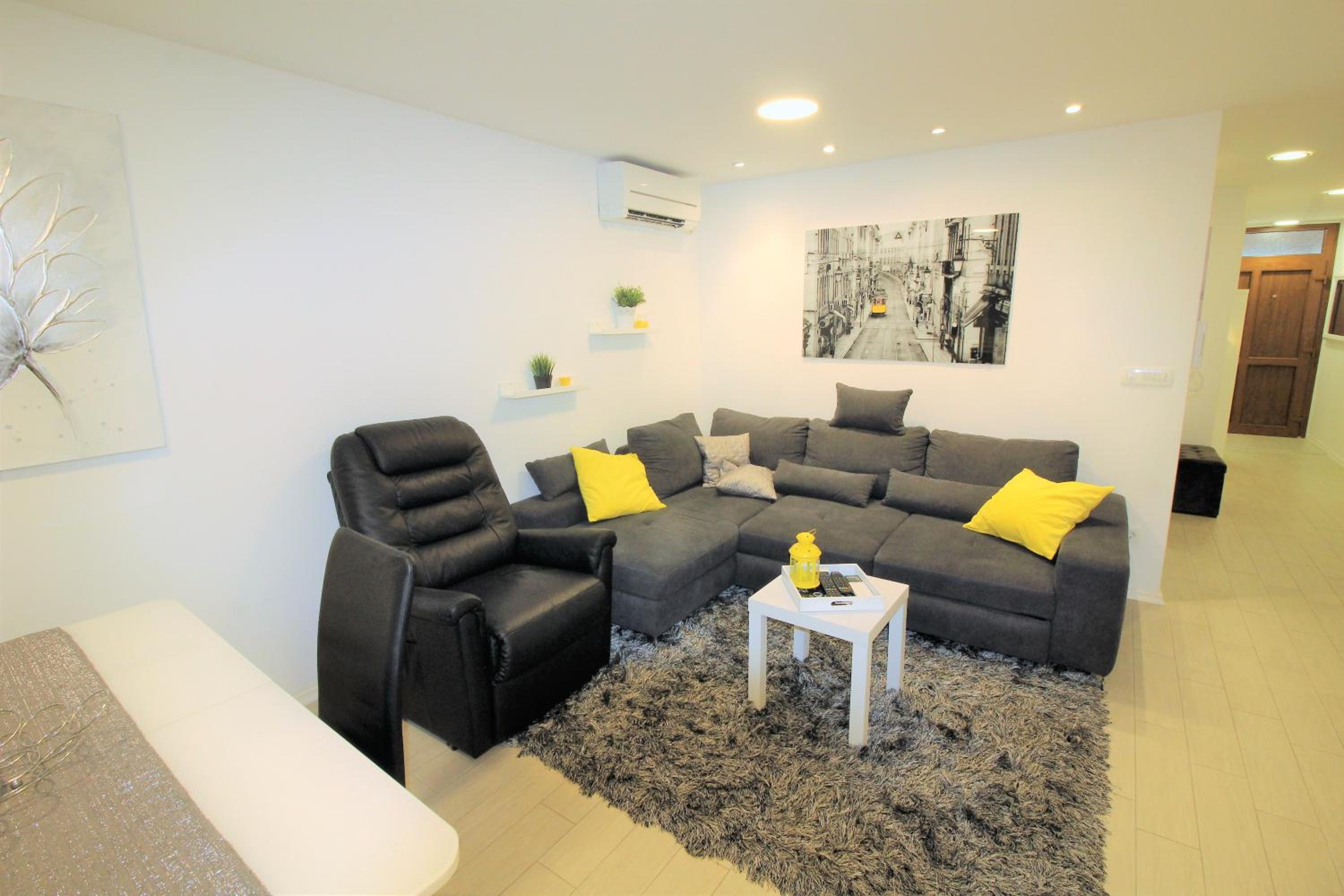 Hotel Apartment Pia - Image 1