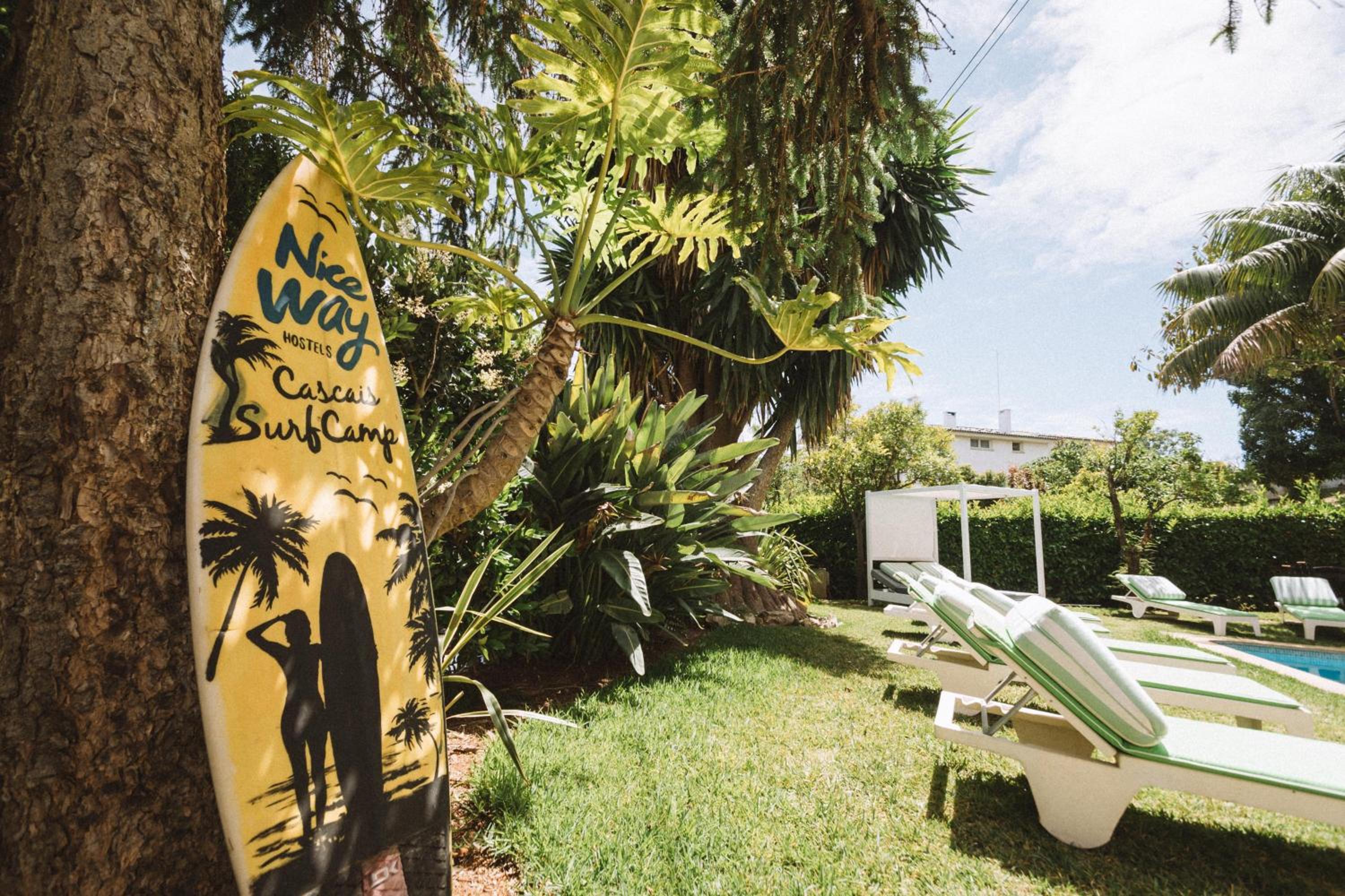 Nice Way Cascais Hostel & Surf Camp