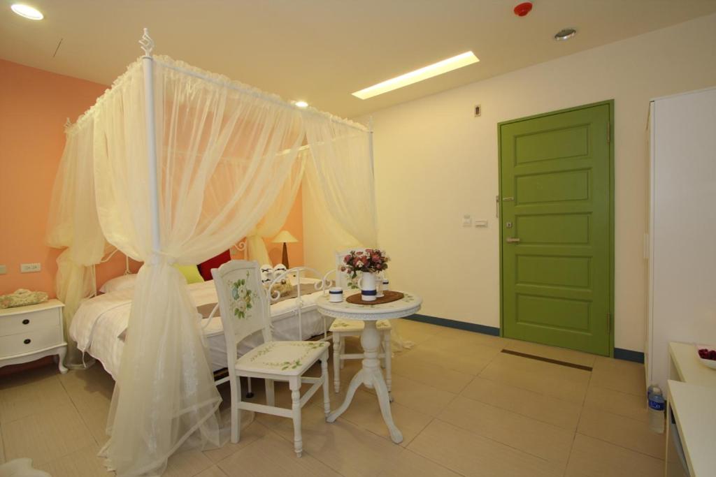 Photo 14