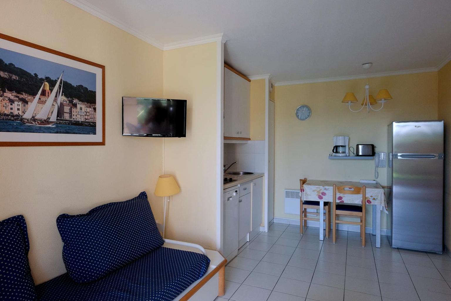 Cap Esterel Garden Flat view 4