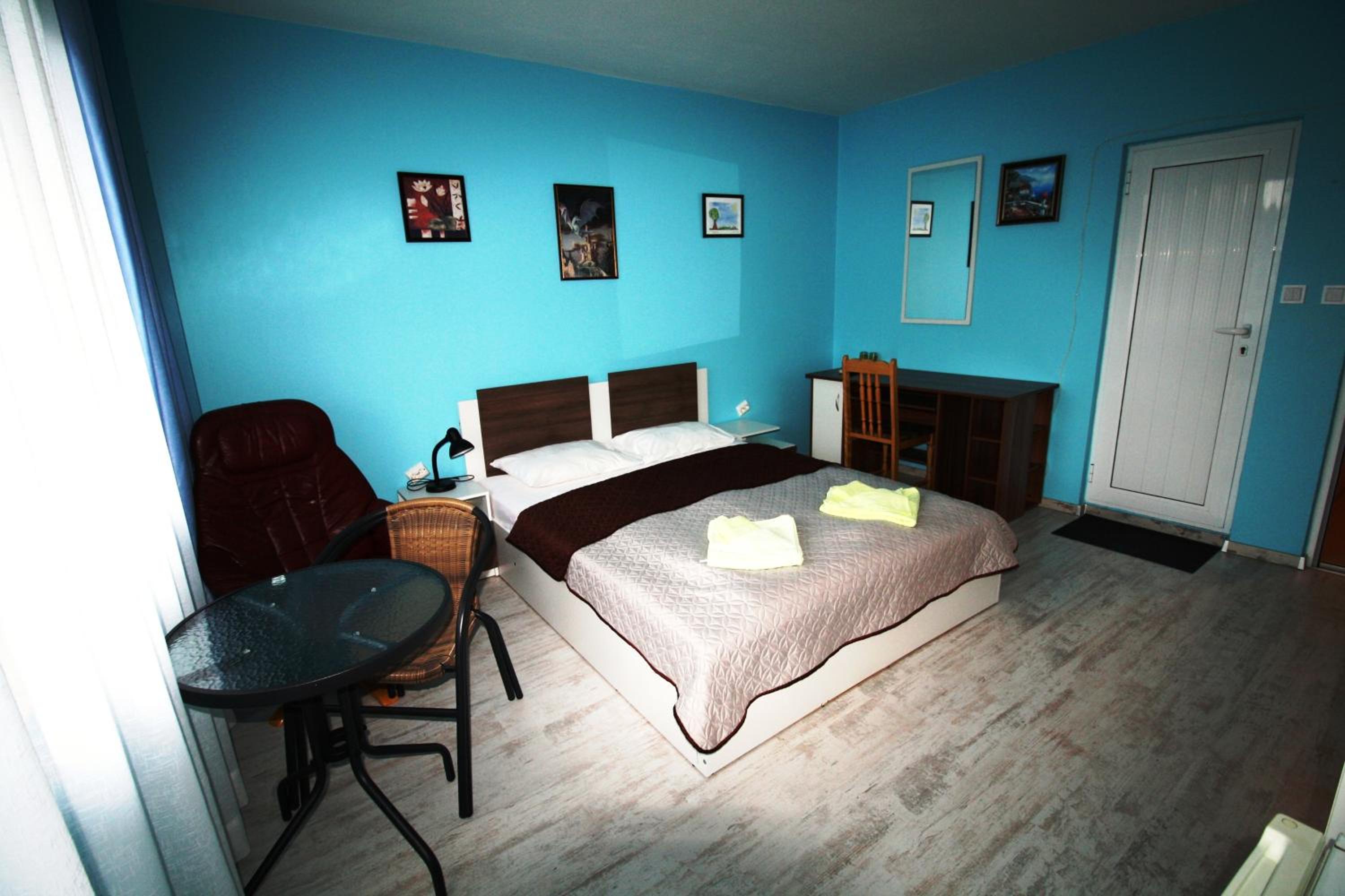 Zoya Guest House