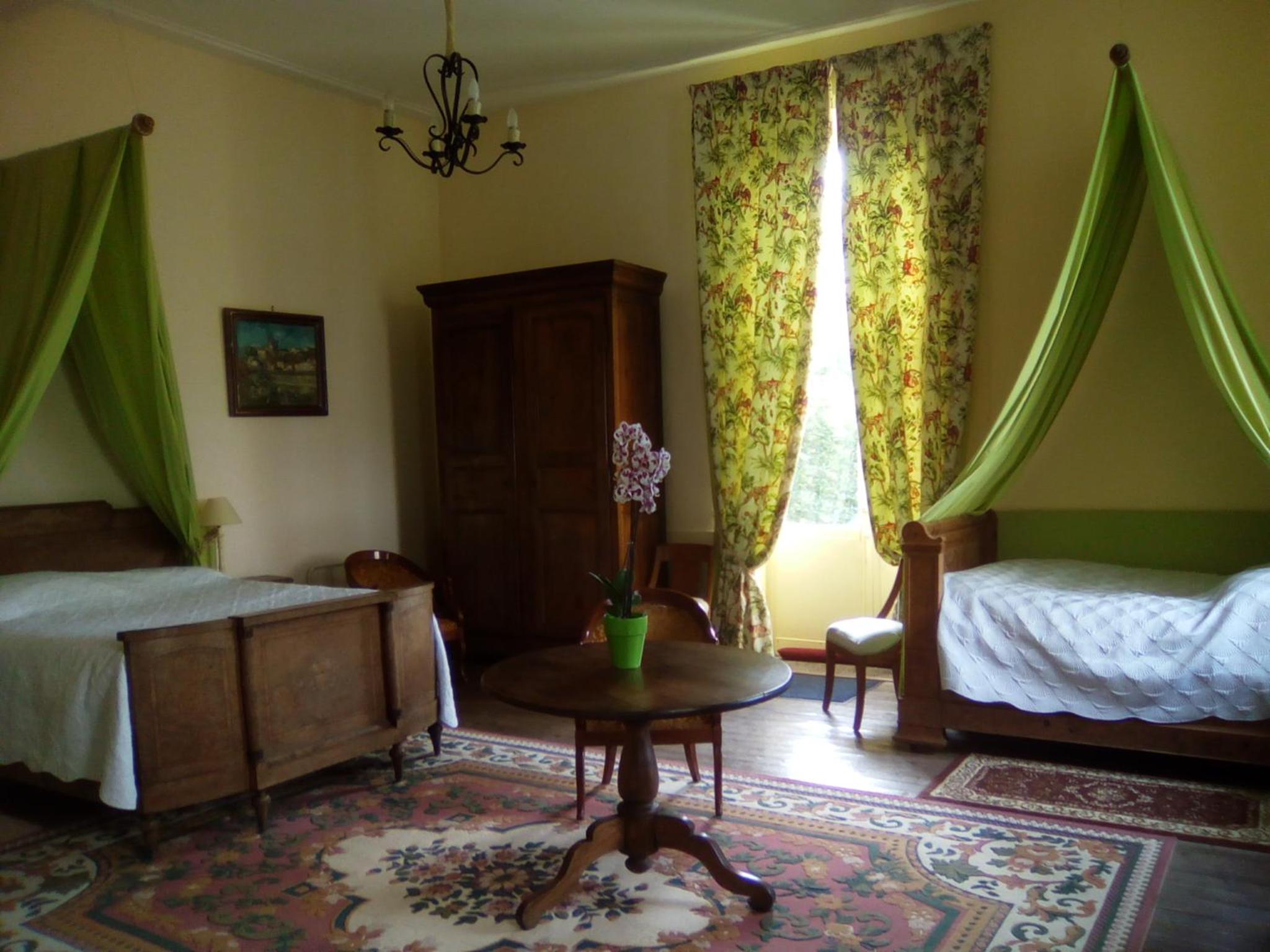 Photo 48