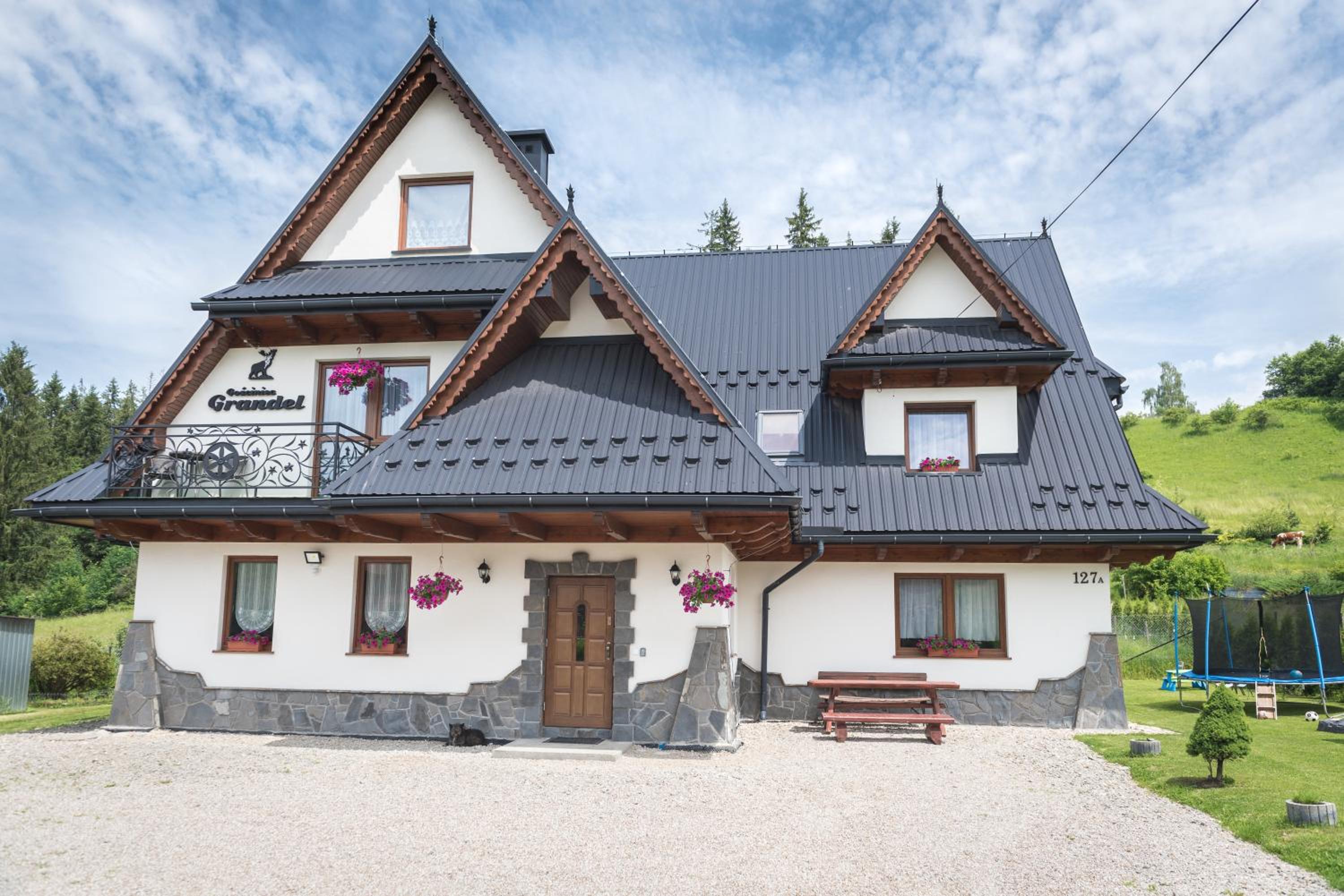 Gościniec Grandel domek z balią z jacuzzi i sauną