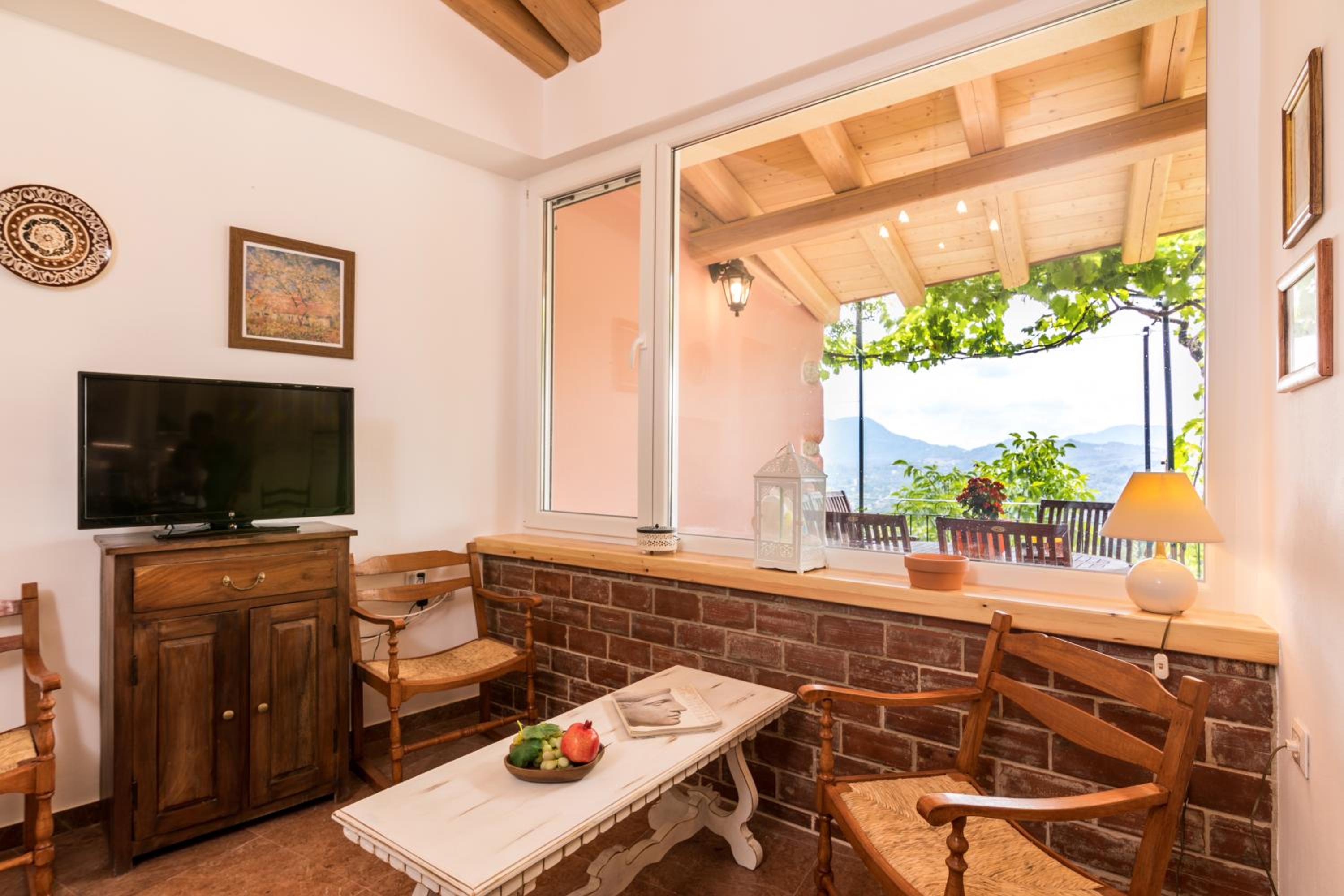Milena's Country House view 4