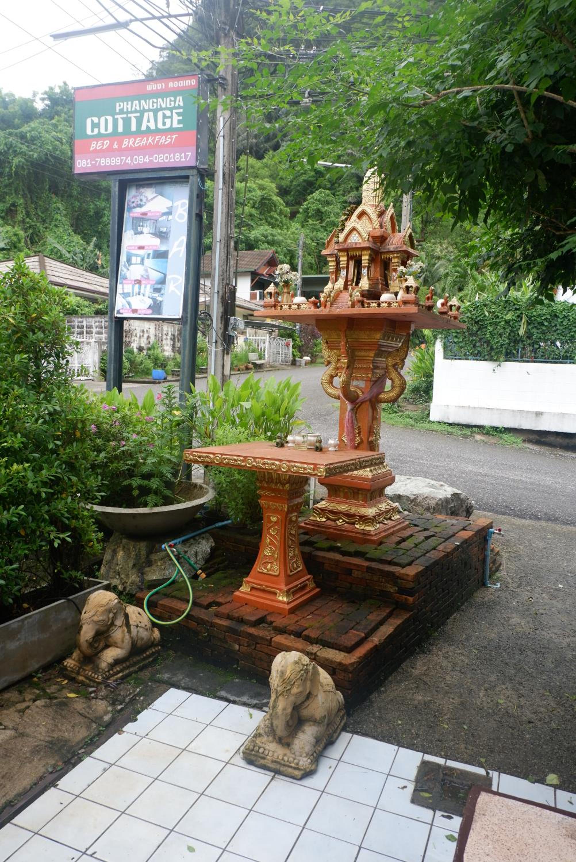 Phang-nga cottage