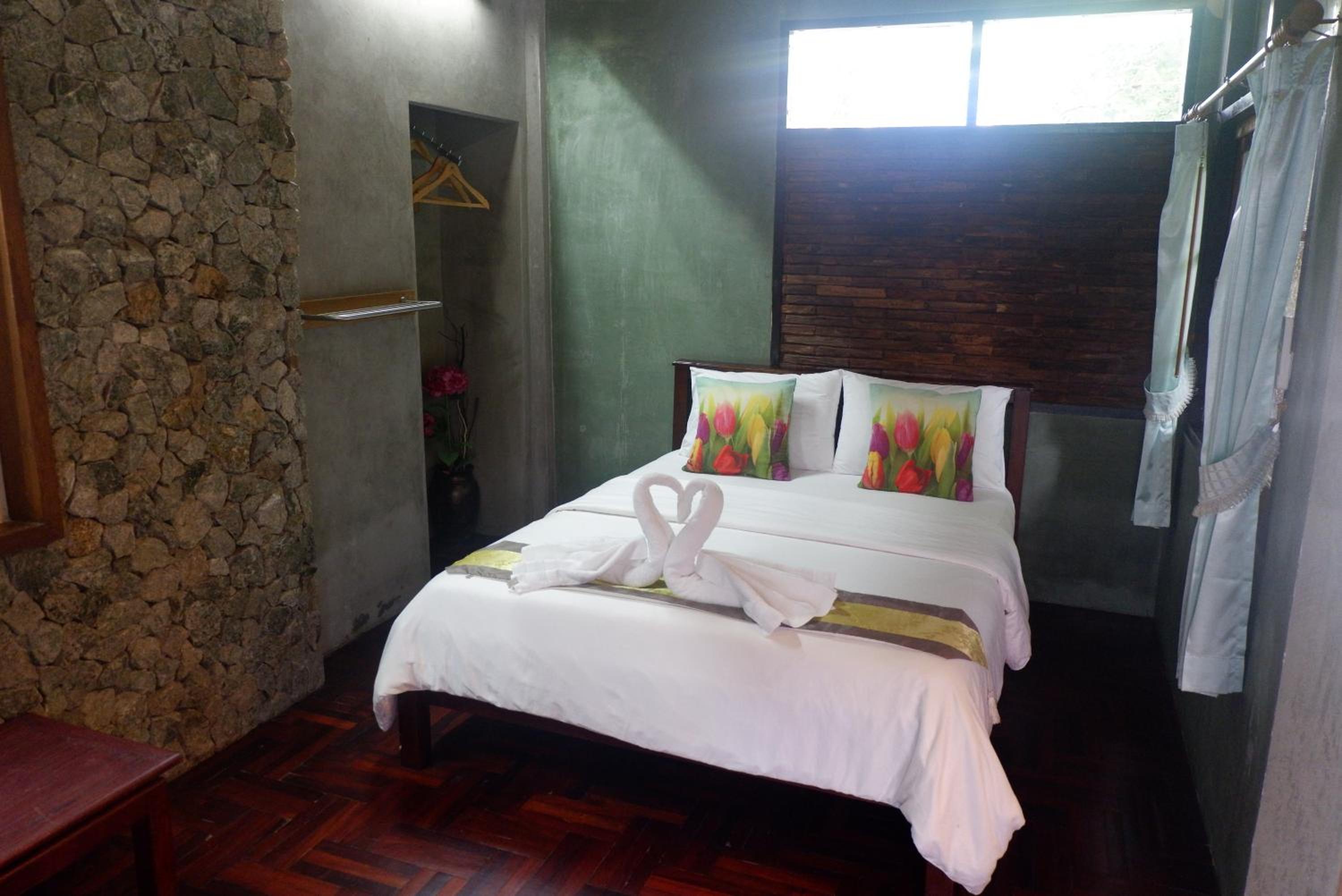 Phang-nga cottage