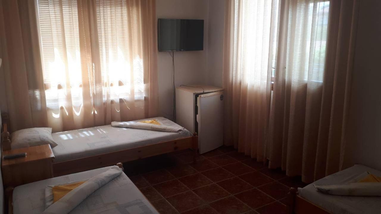 Topalovi Guest House