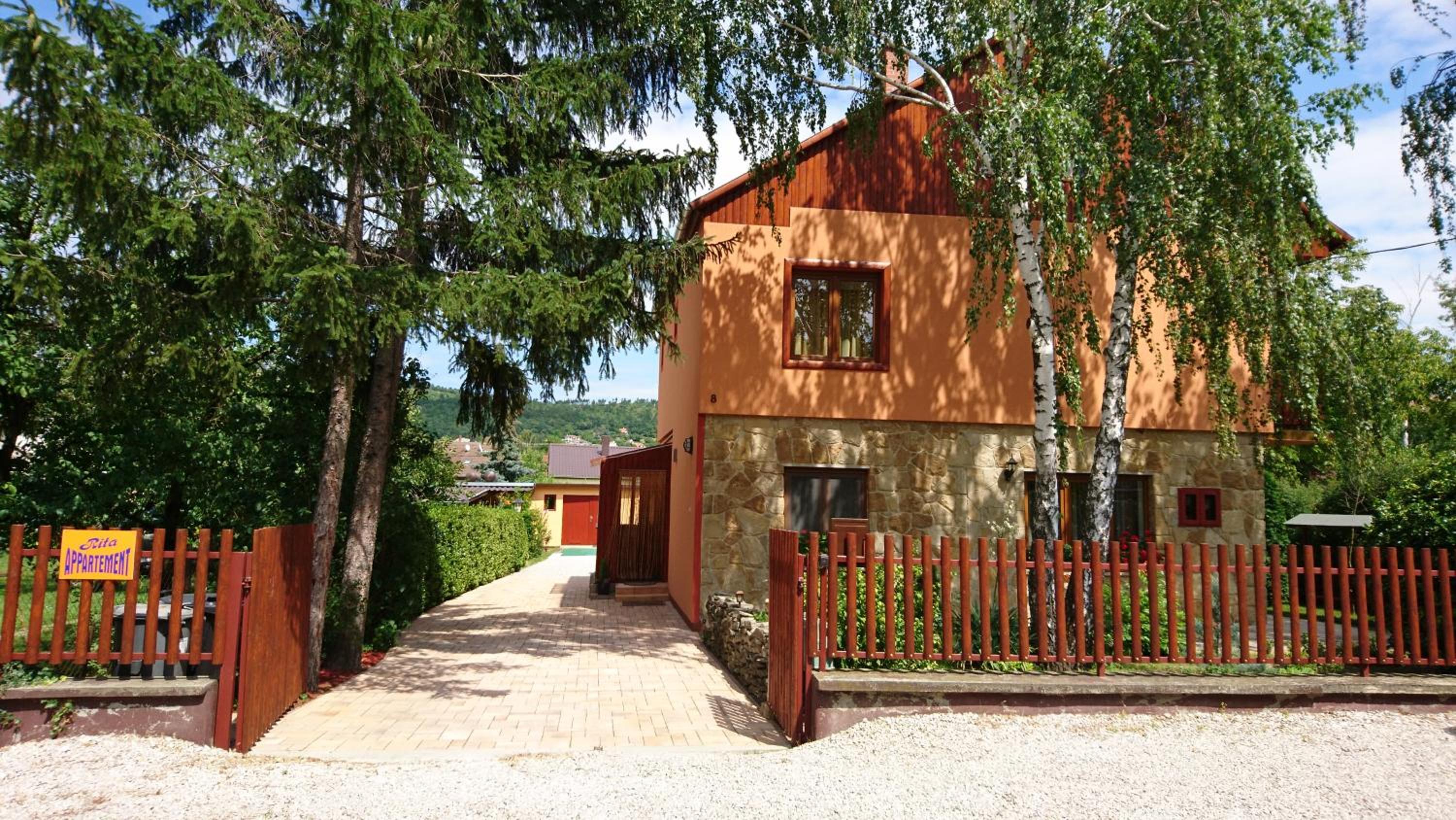 Rita Apartman