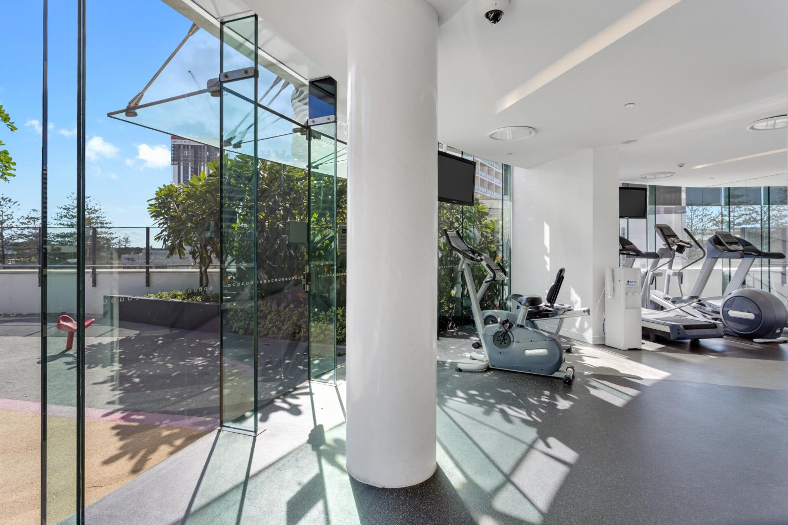 Oracle - 5 Star Luxury - Level 25