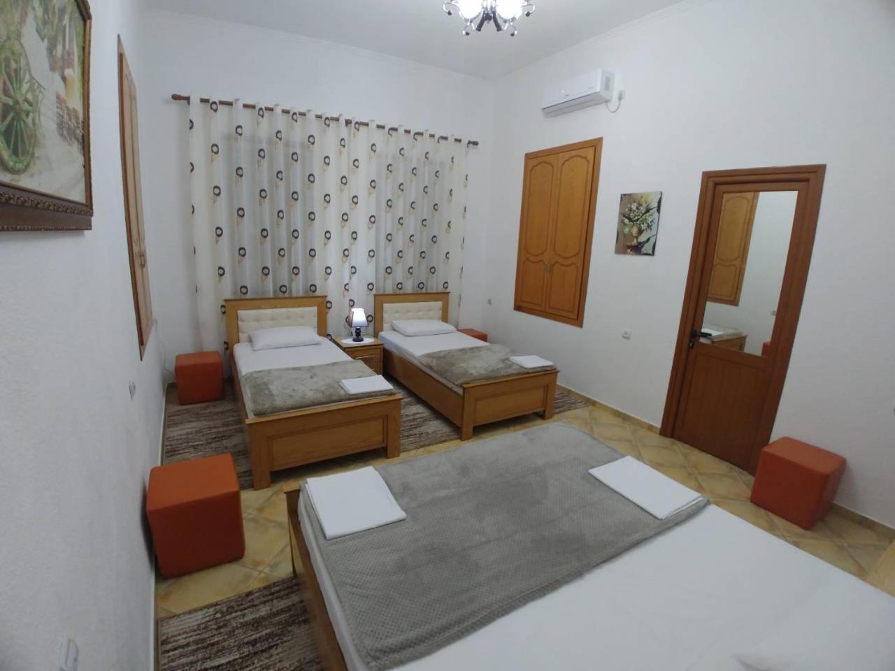 Guest House Urat