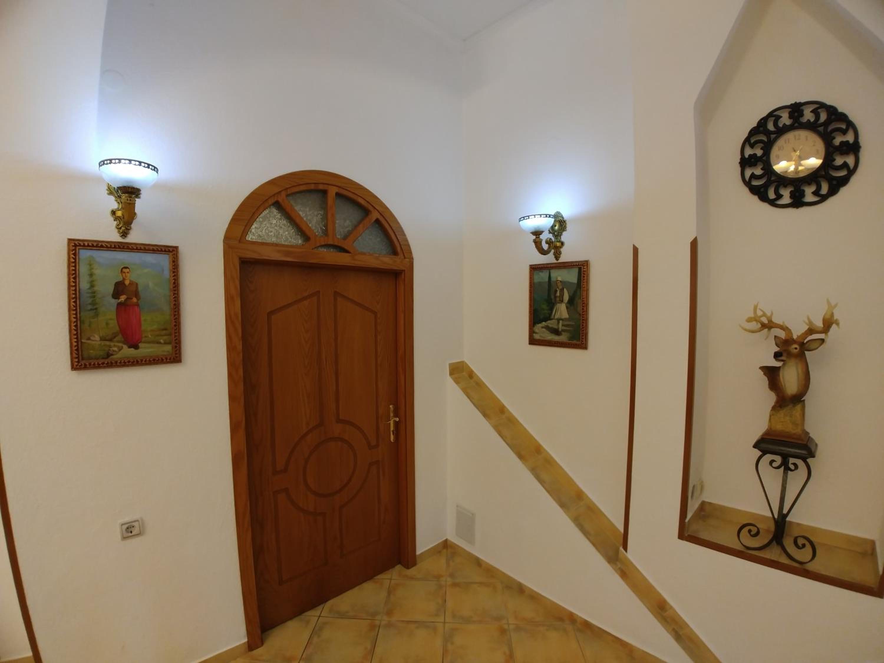 Guest House Urat
