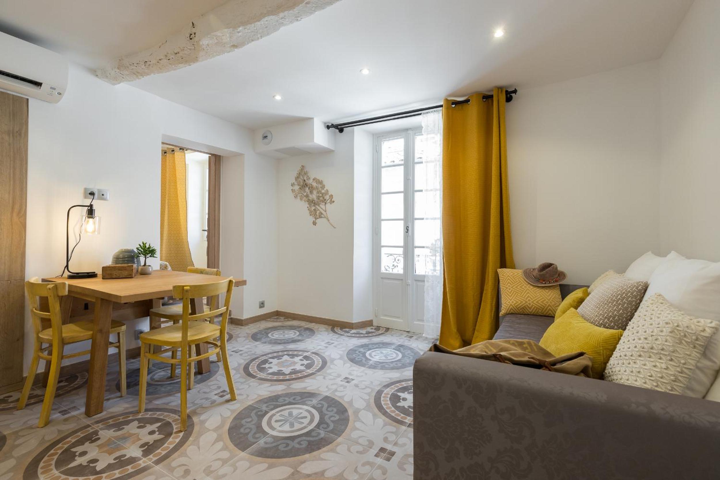 Valbonne Flat