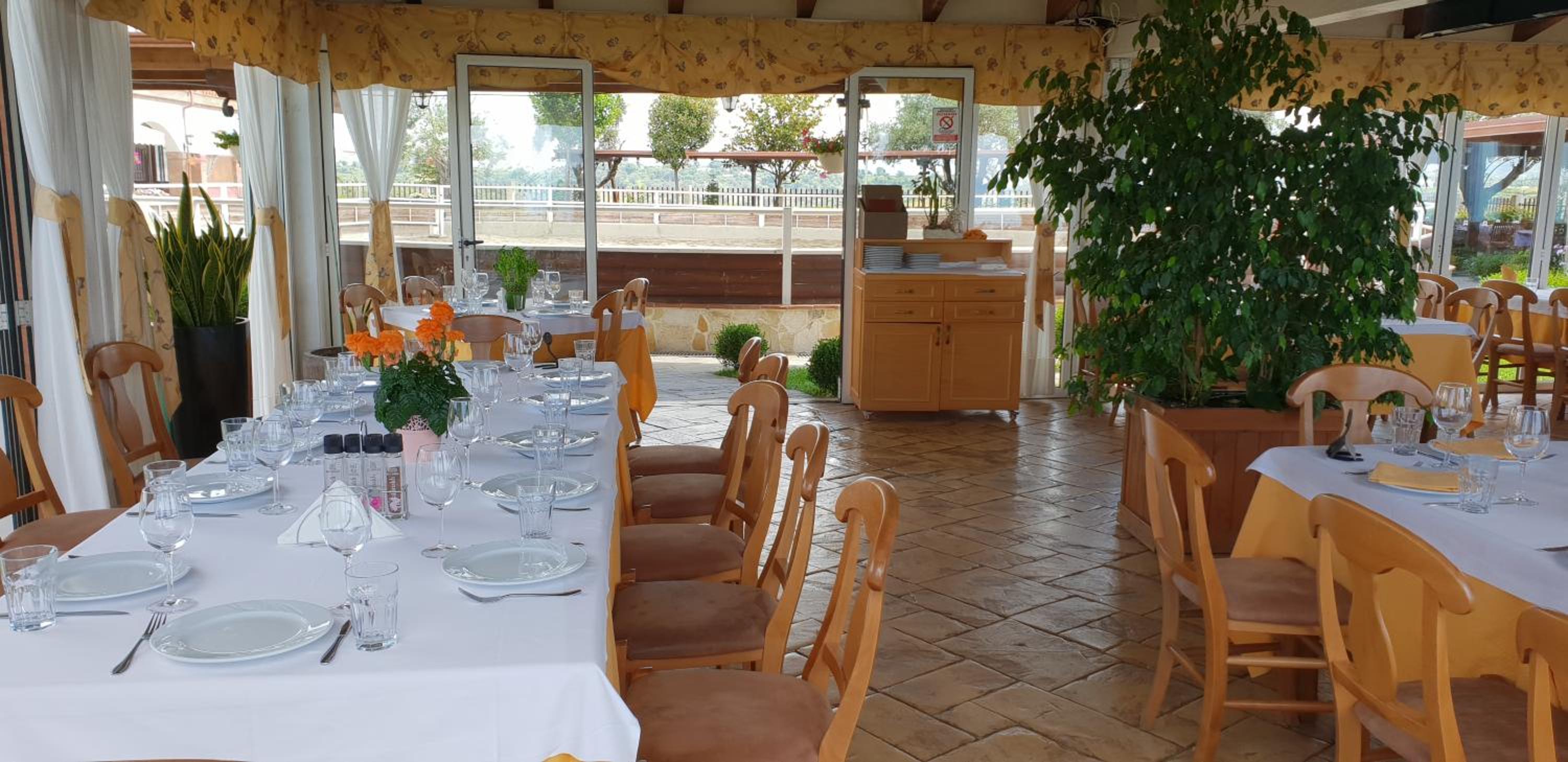 restaurant
