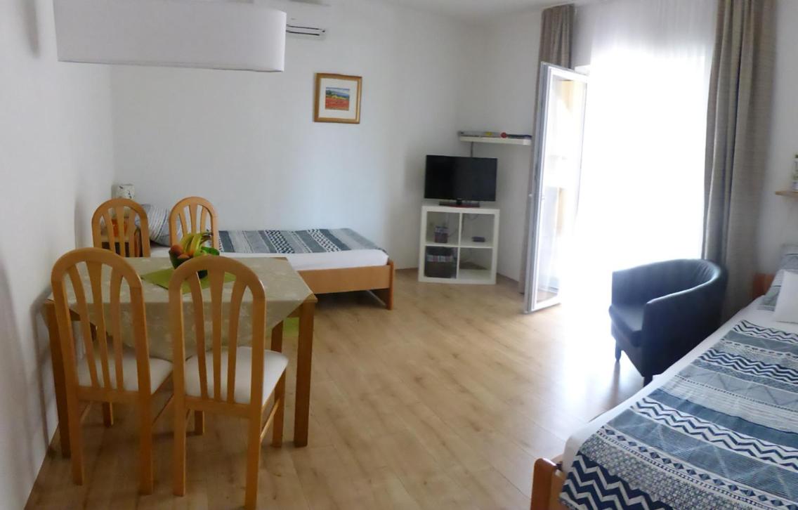 Apartments Toni, Borik