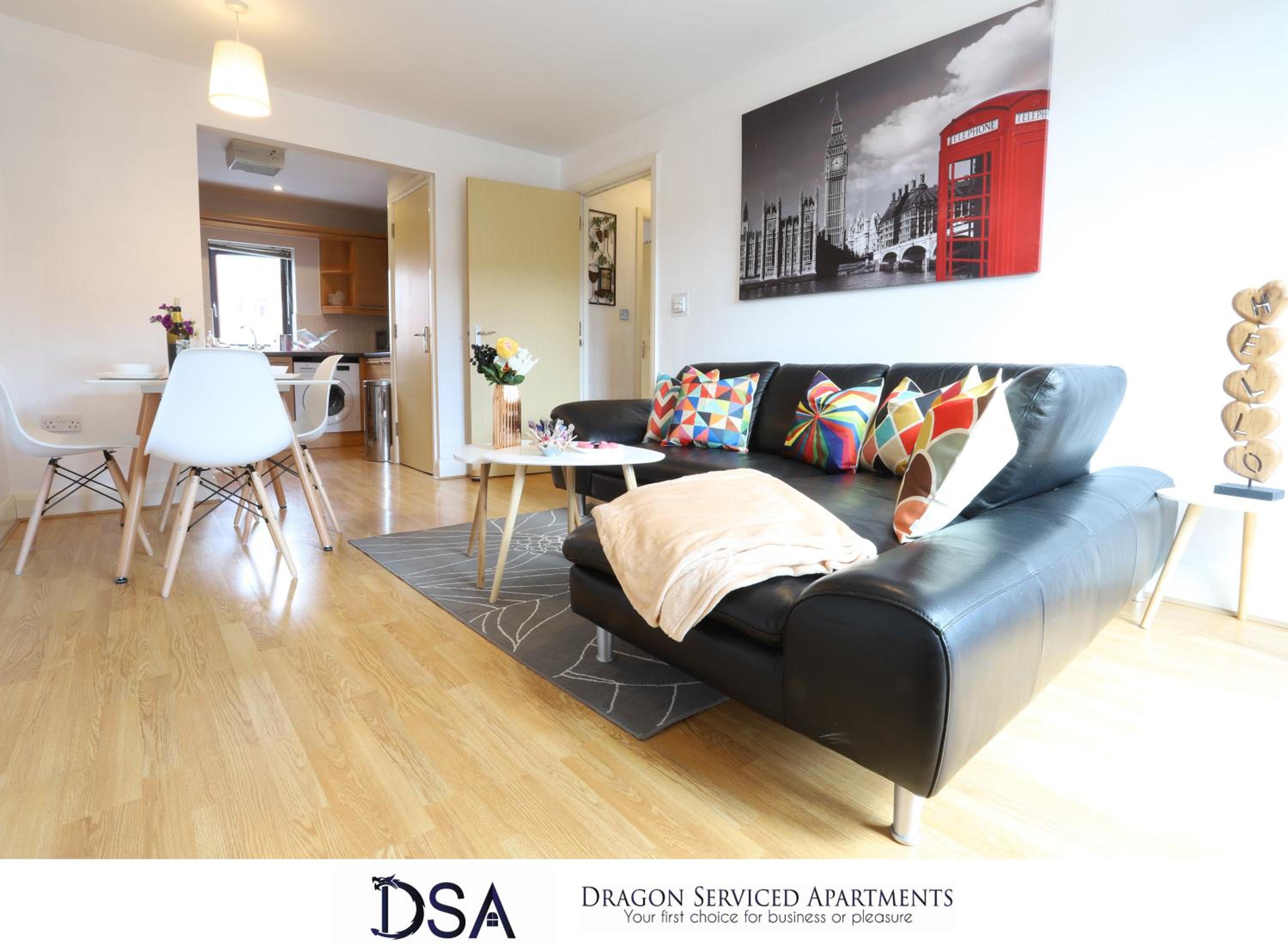 Birmingham City Centre Premier Apartment view 4