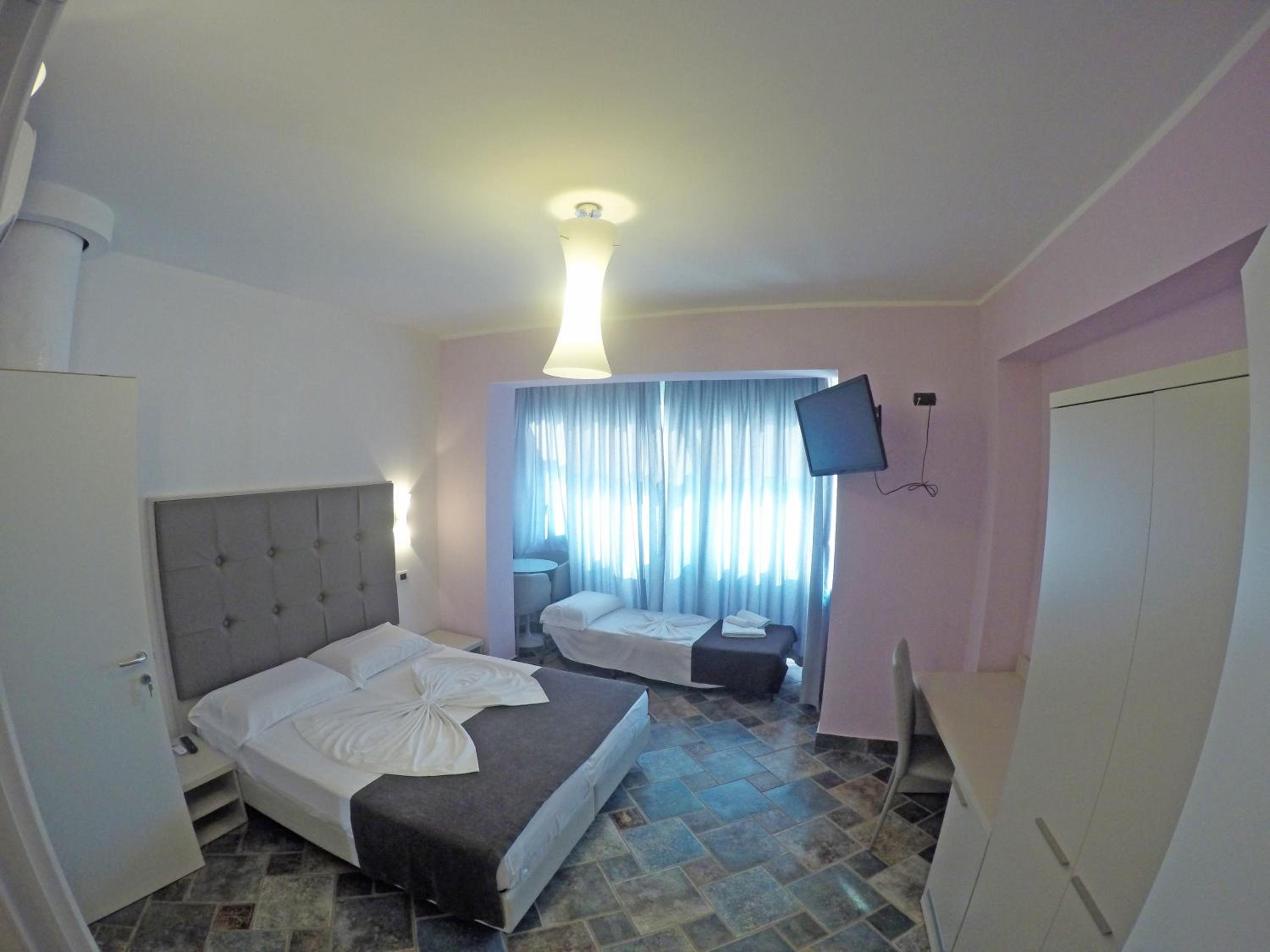 Photo 30