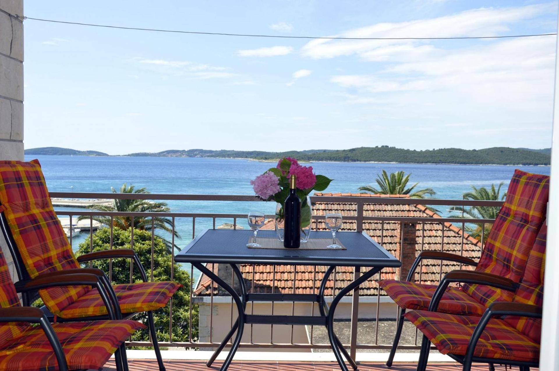 Apartments Zdravko - comfortable & close to the sea view 4