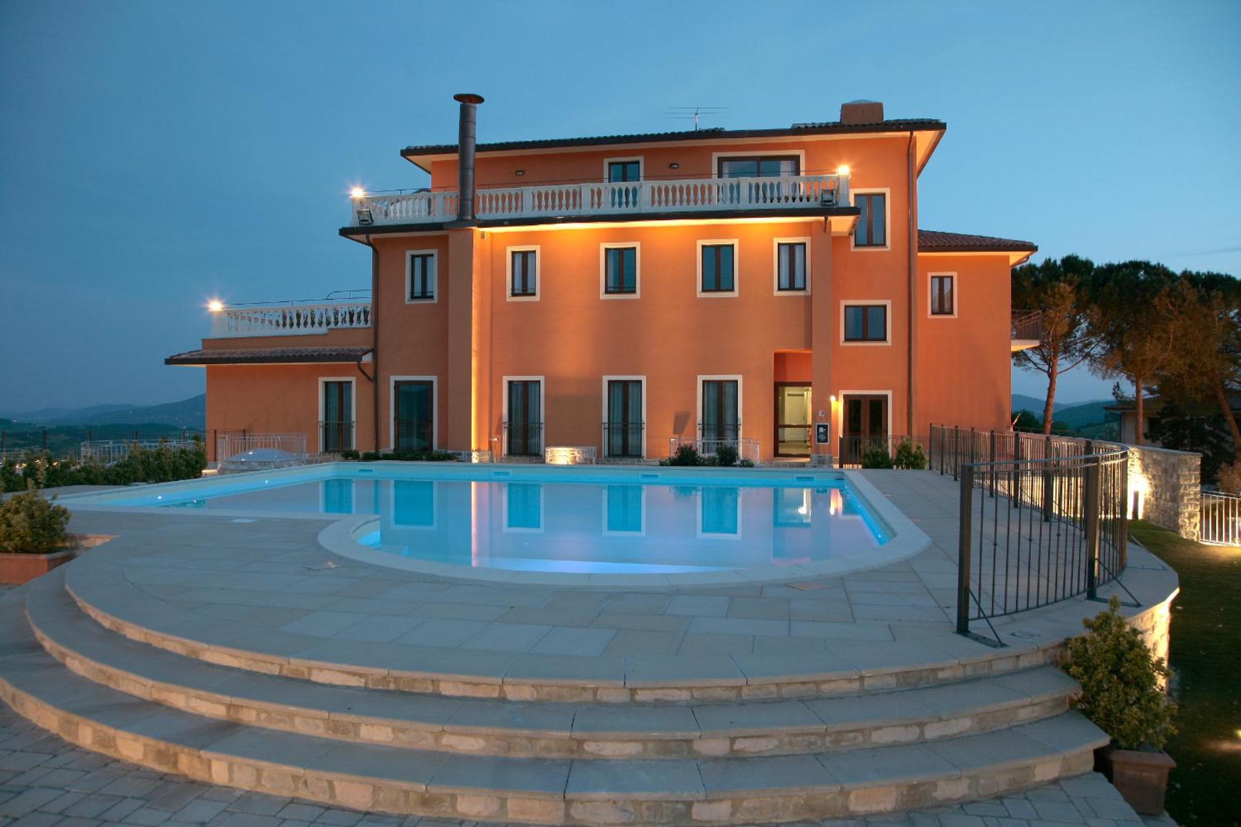The Apartments Montone view 5