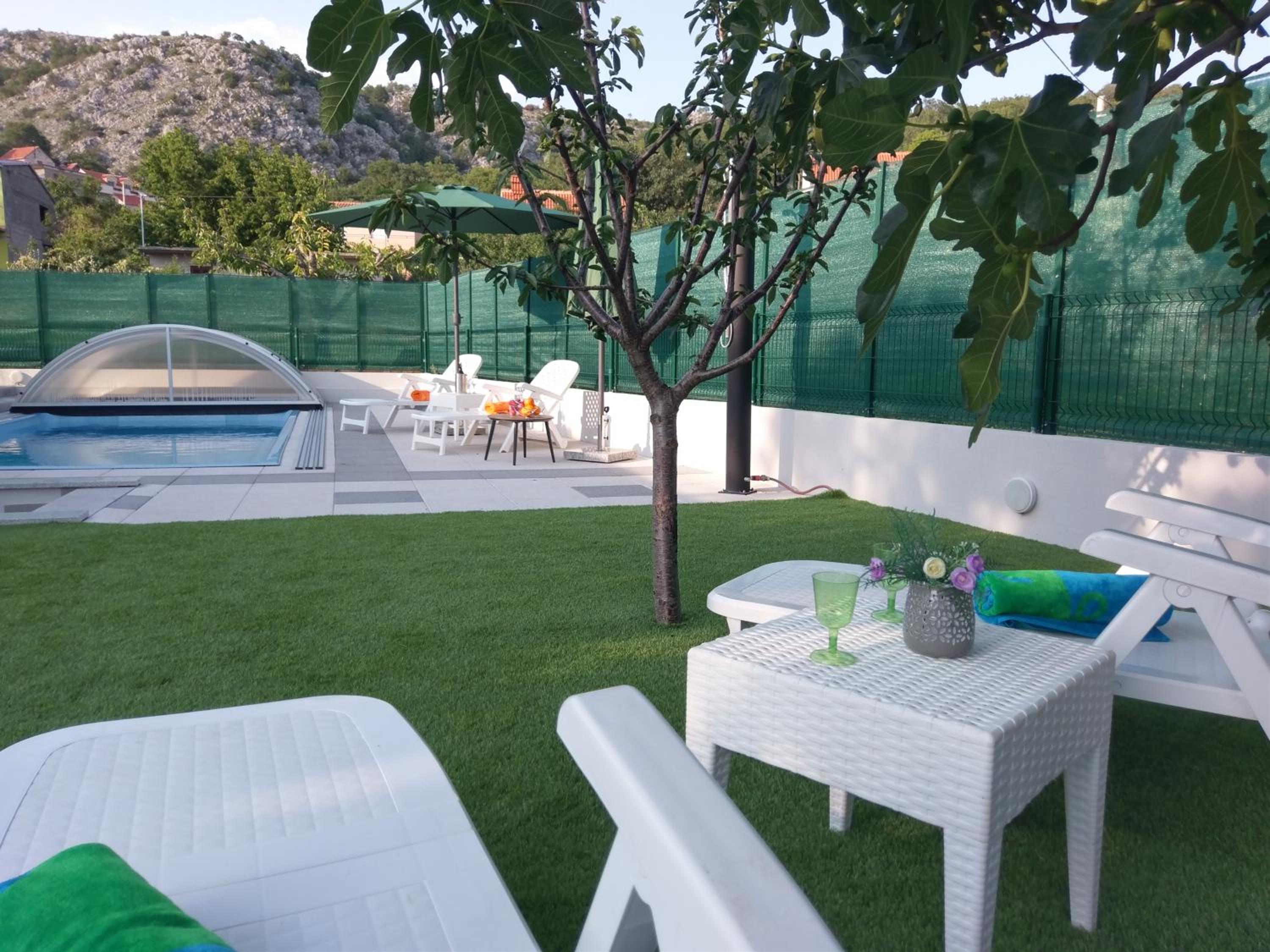 Holiday house Ruzic view 2