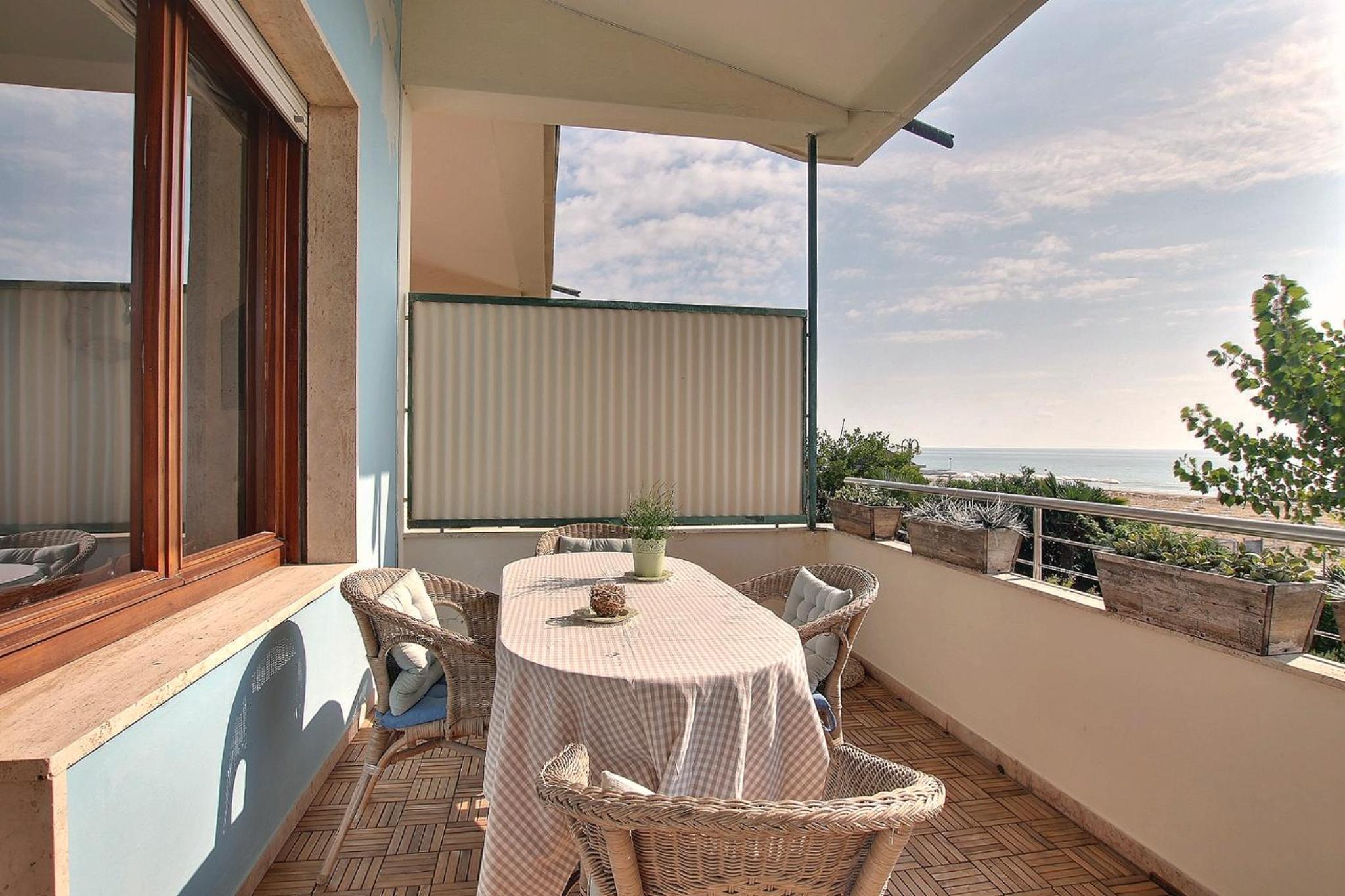 Jesolo sea front garden apartment