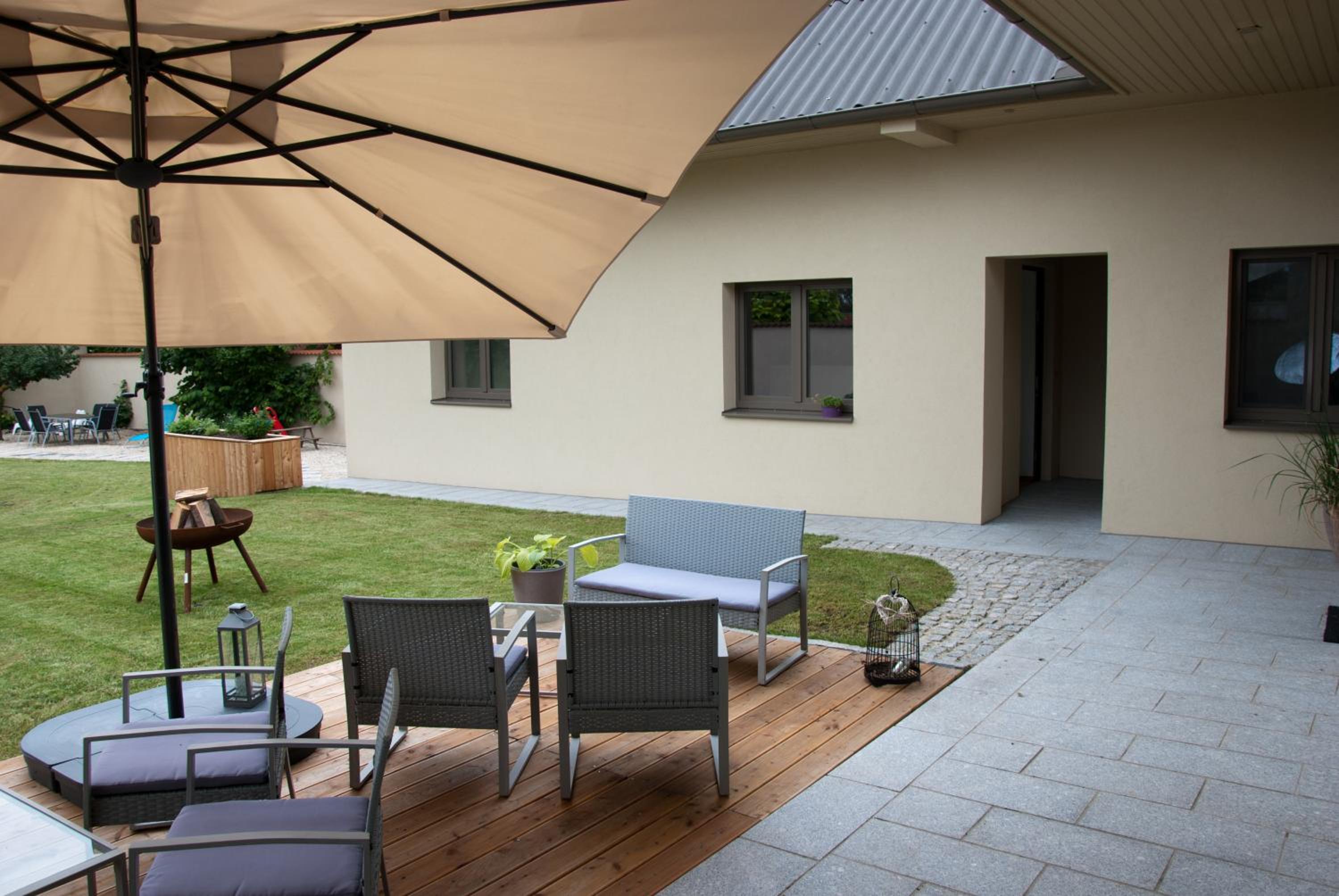 Sabines Apartments Ferienwohnungen