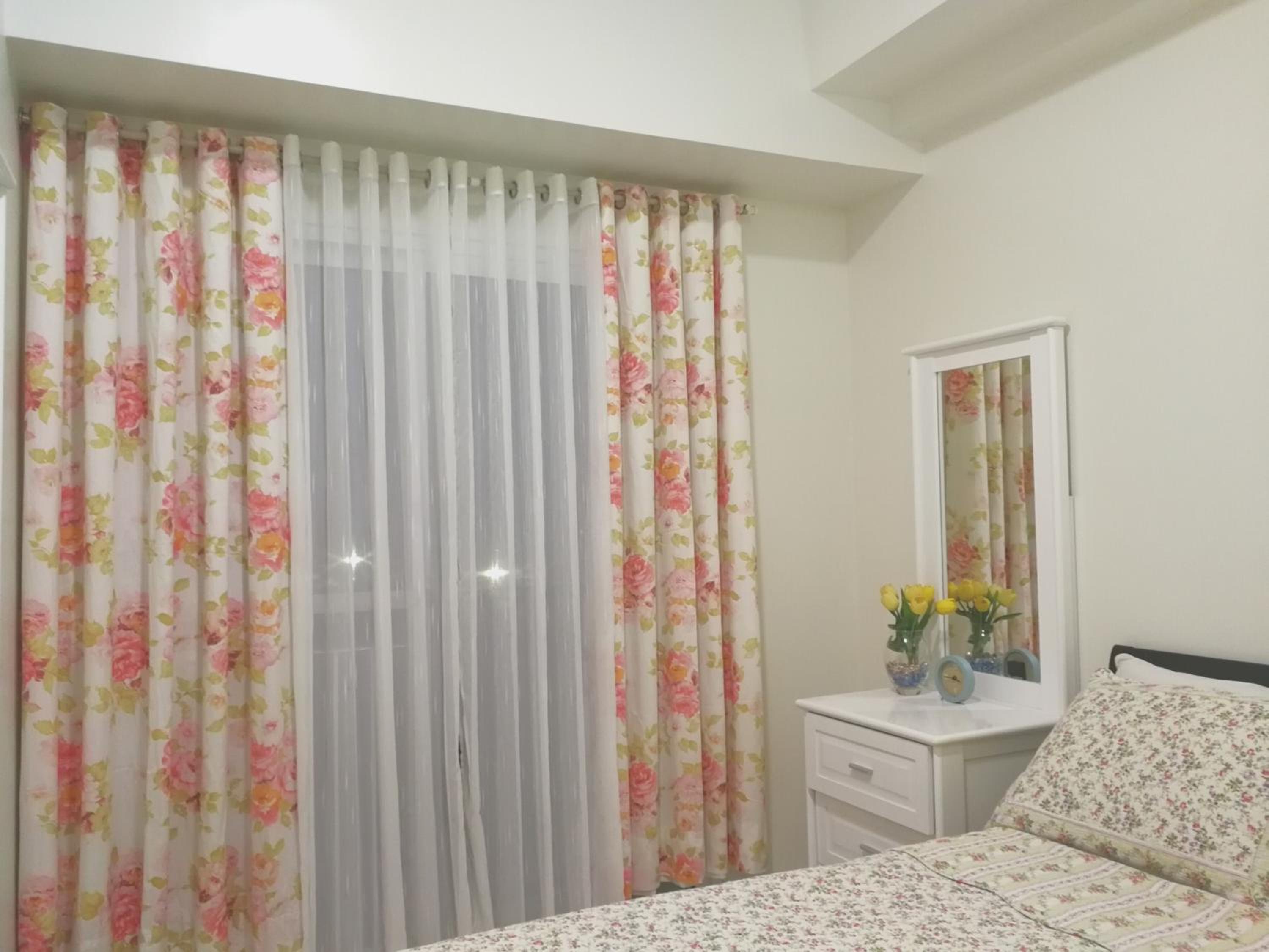 Cozy Condo at Wind Residences view 5