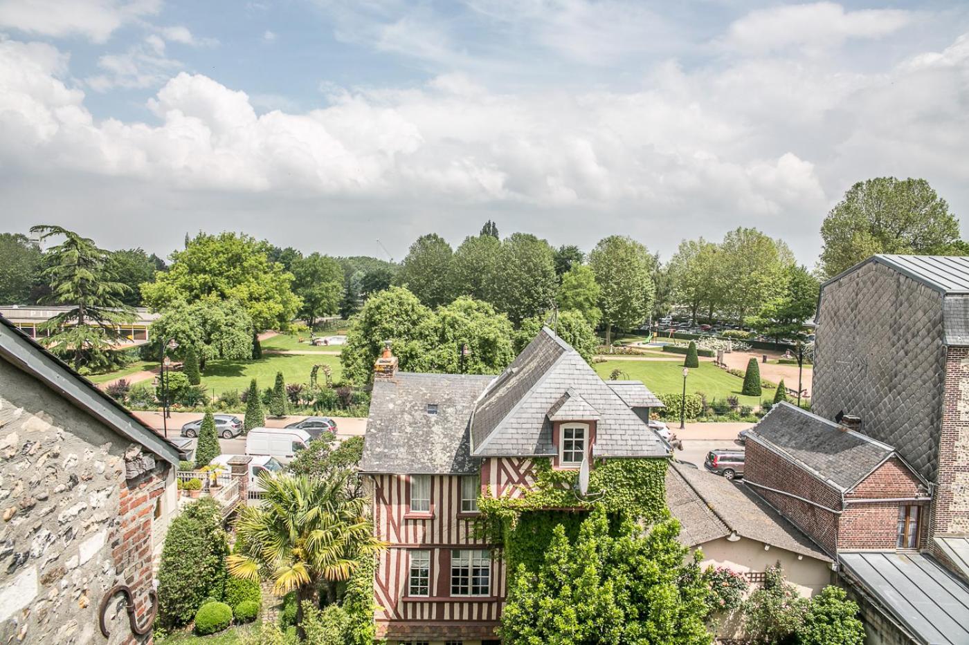 La Venelle Saint Jean view 5