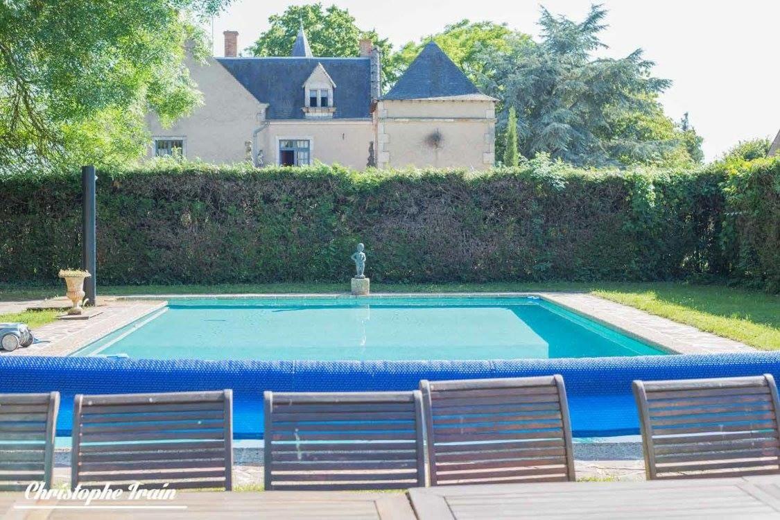 Manoir de la Perrière maison d'hôtes view 3