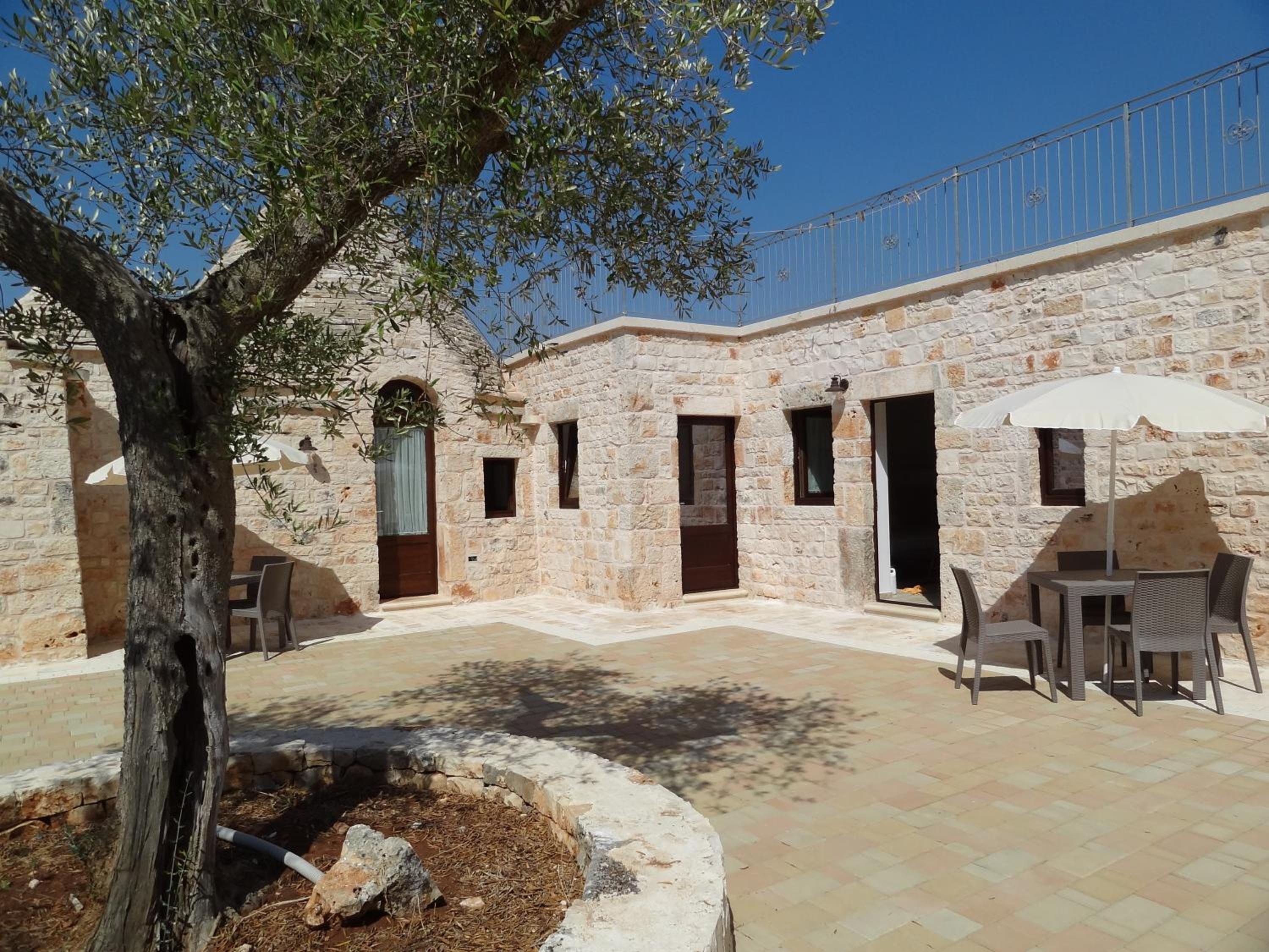 Trulli la macchia photo 4