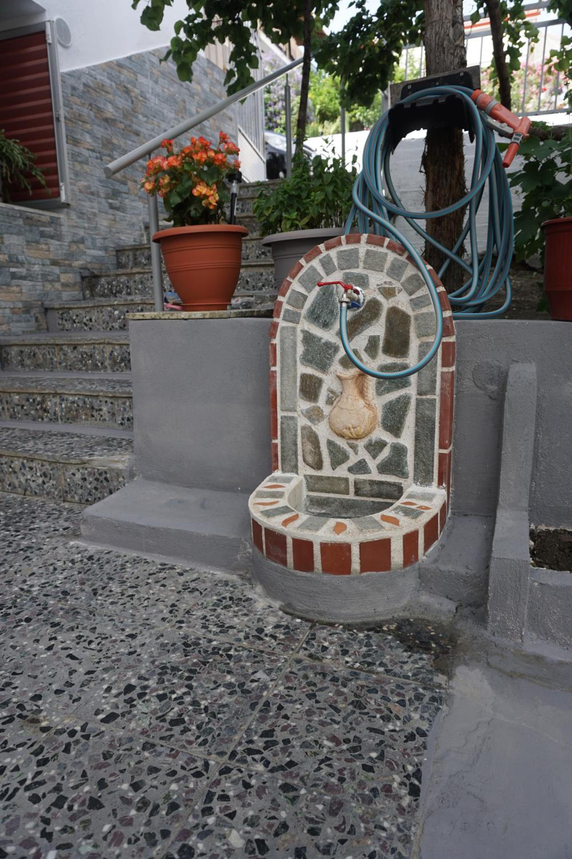 Photo 35