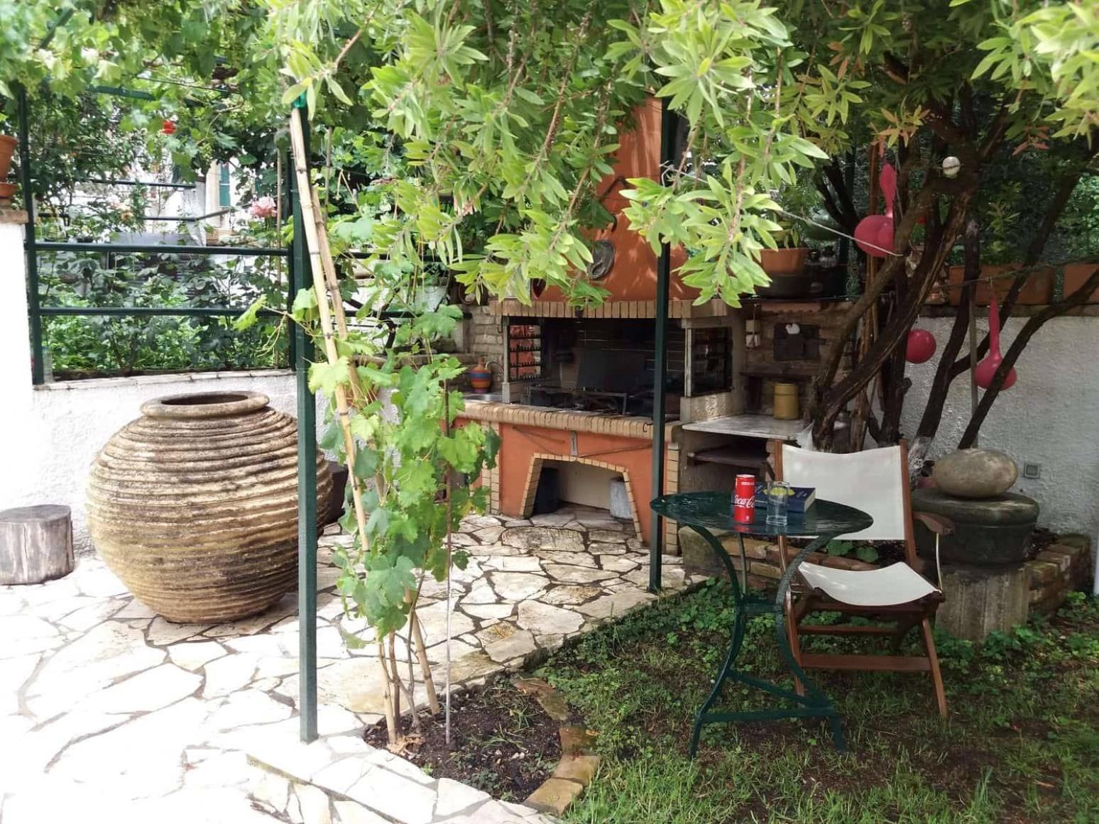Nefeli's Country House