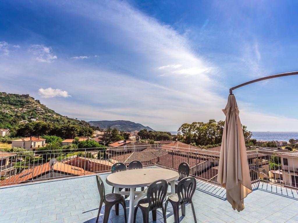 La Casetta in villa view 4