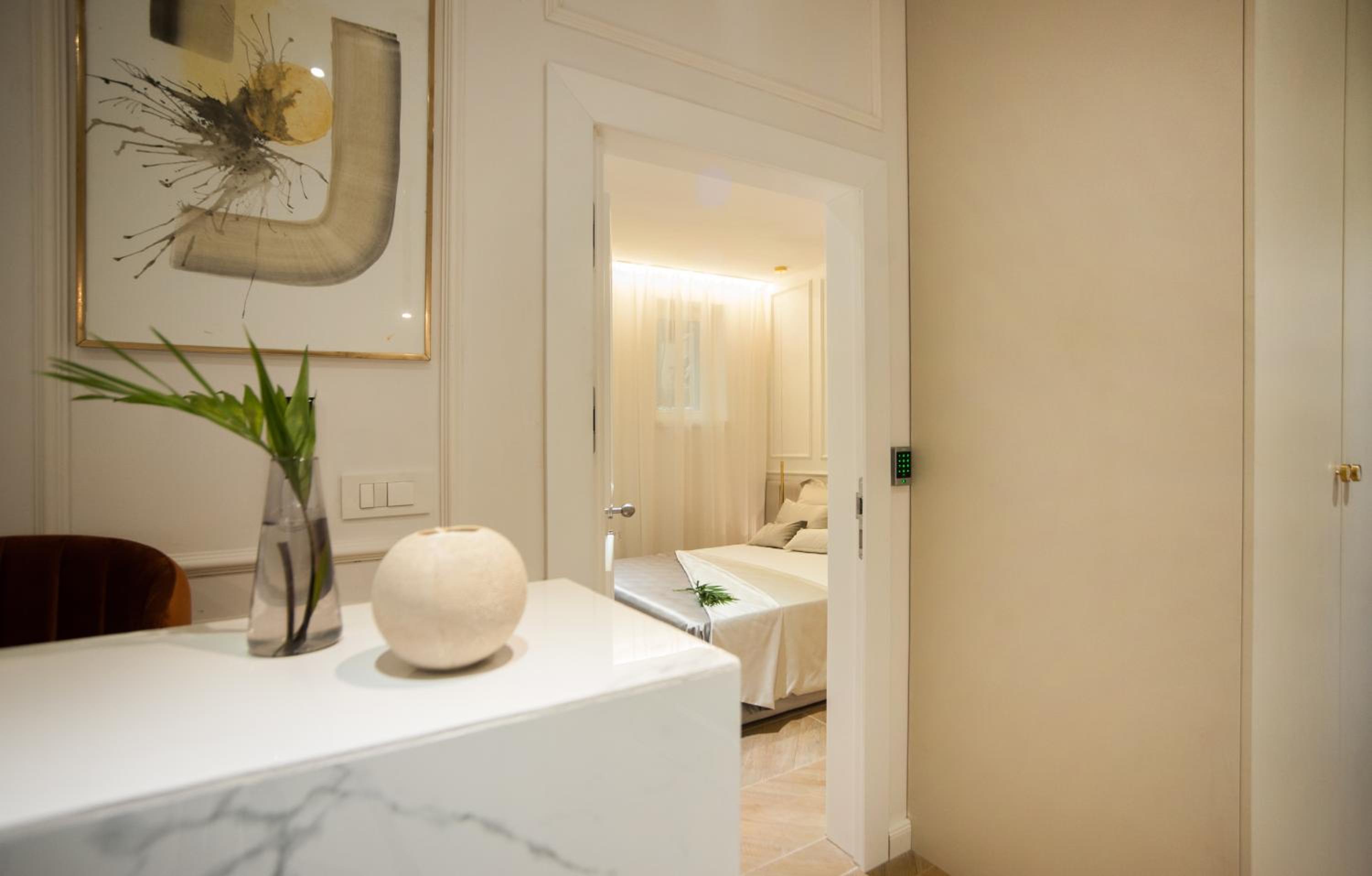 Club 5 boutique rooms view 3
