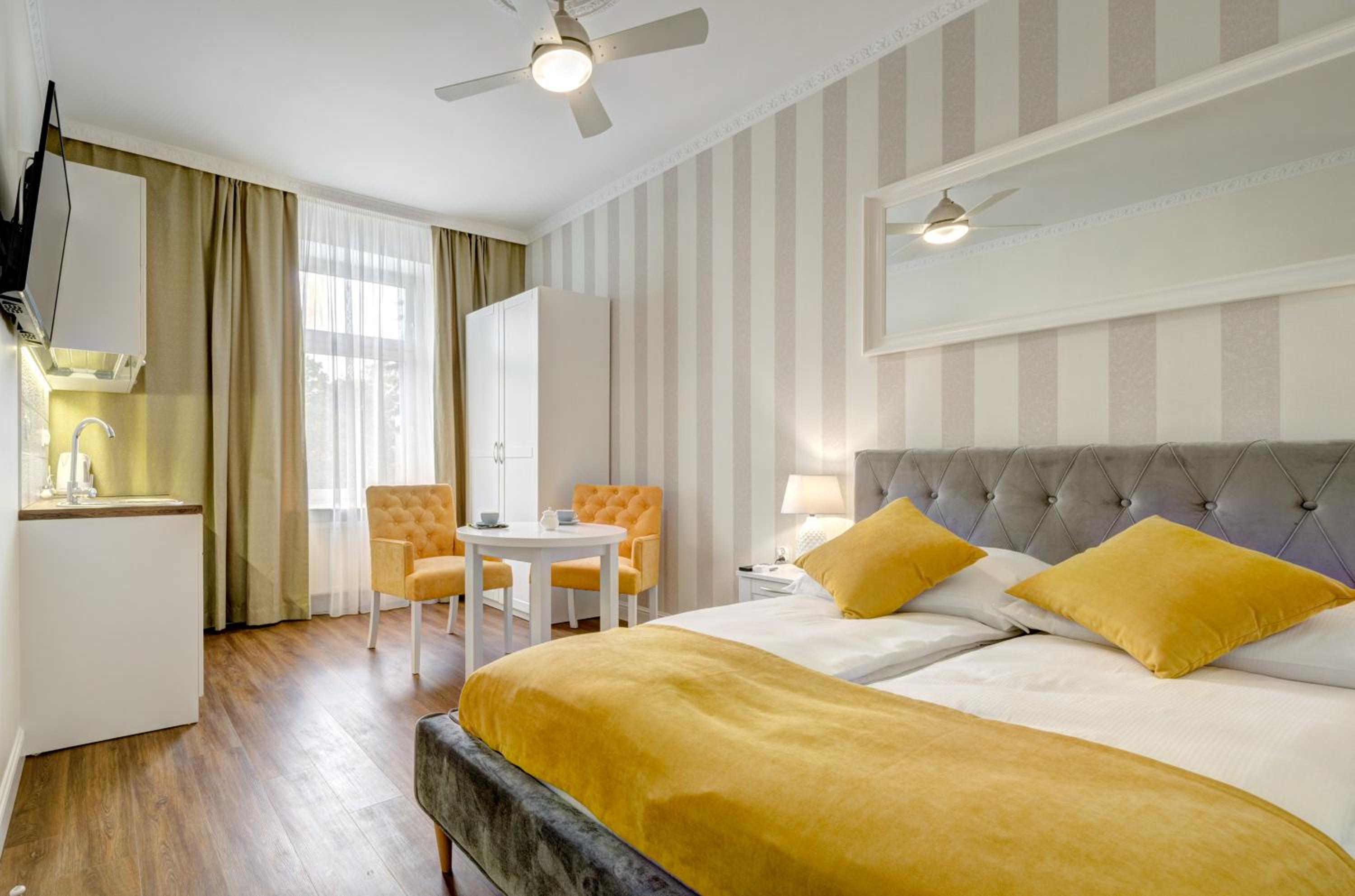 3 City Apartments - Solaro