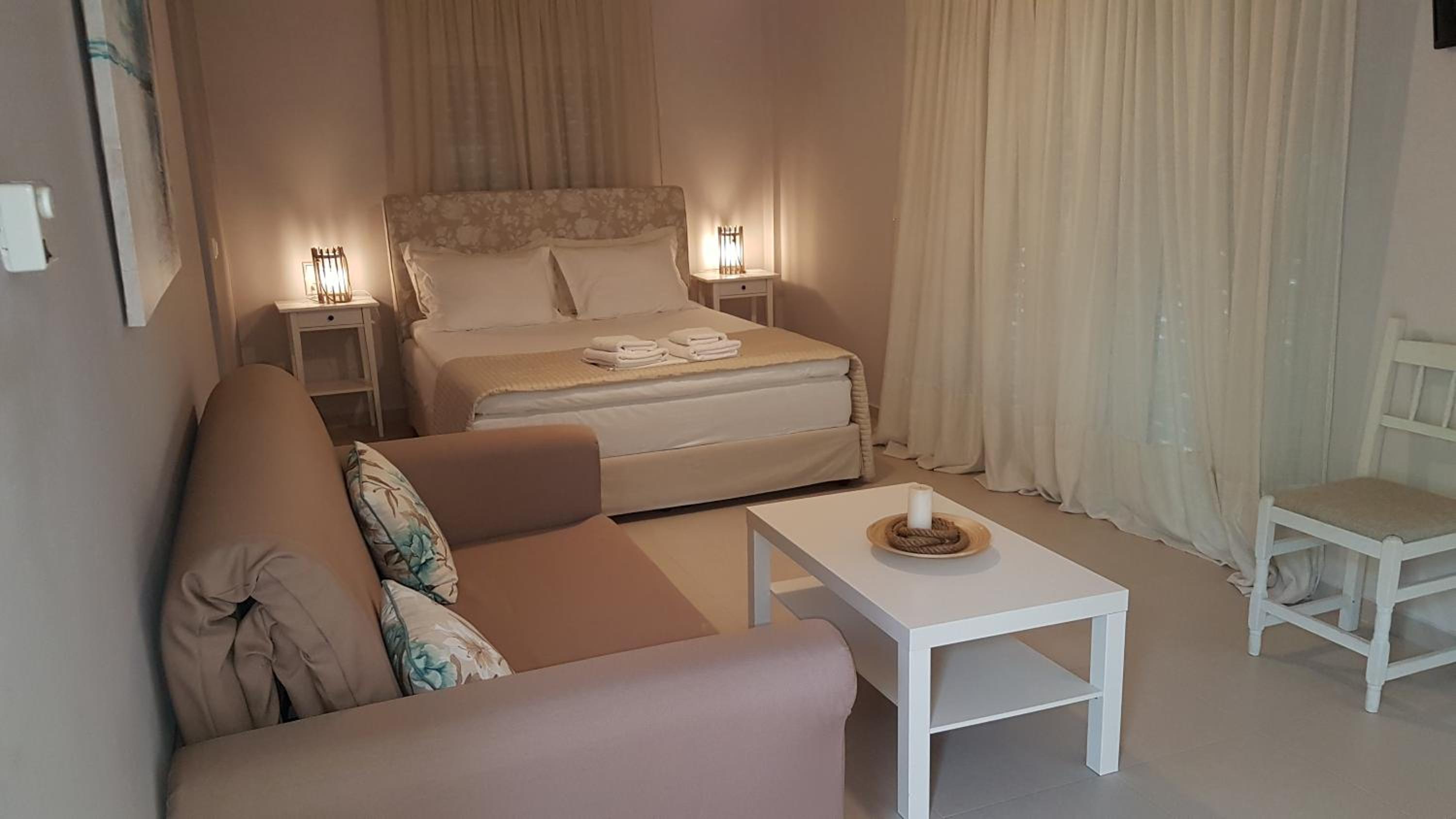 Vito's Parga View Apartments