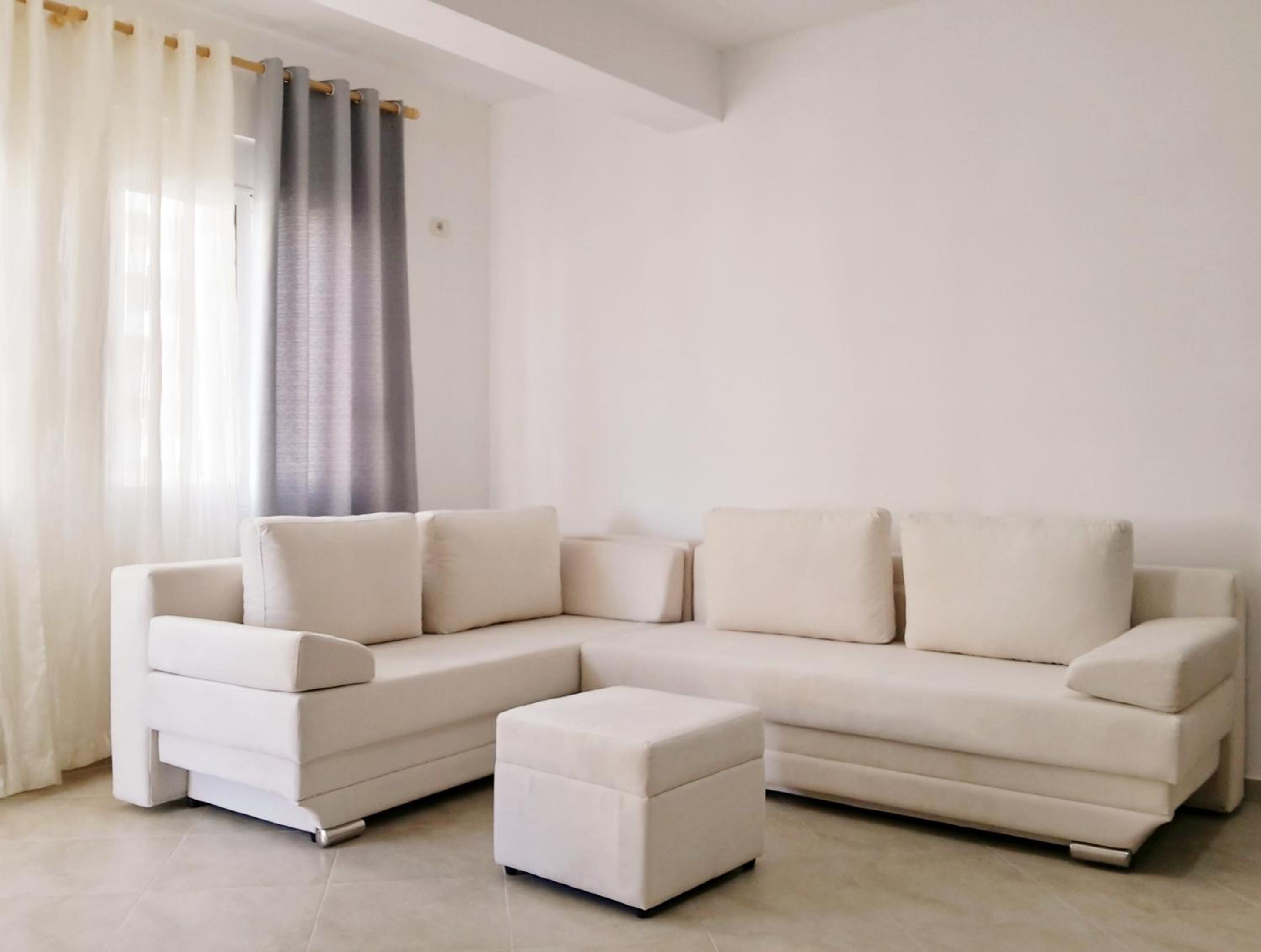Saranda Apartments