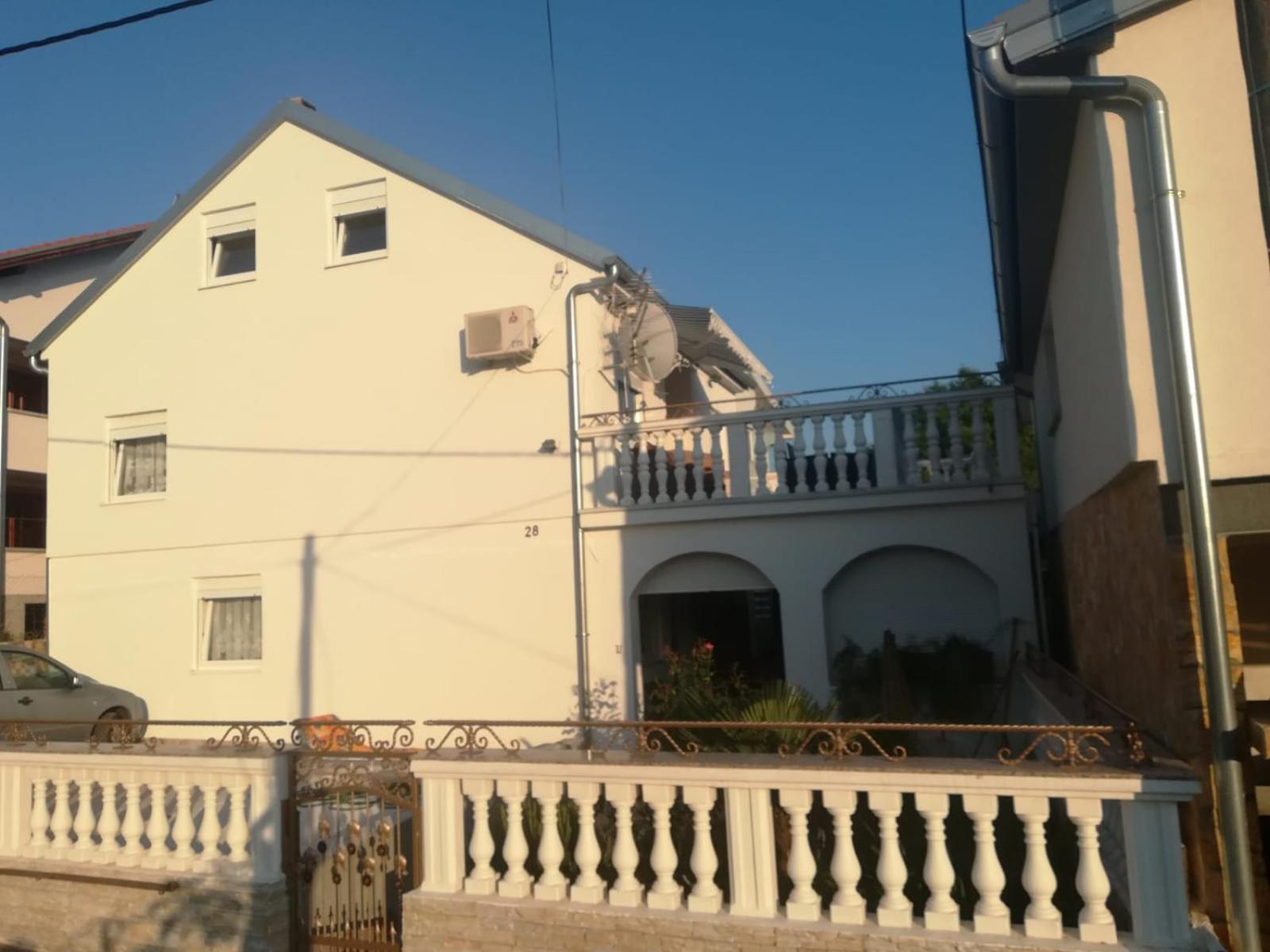 Photo 27