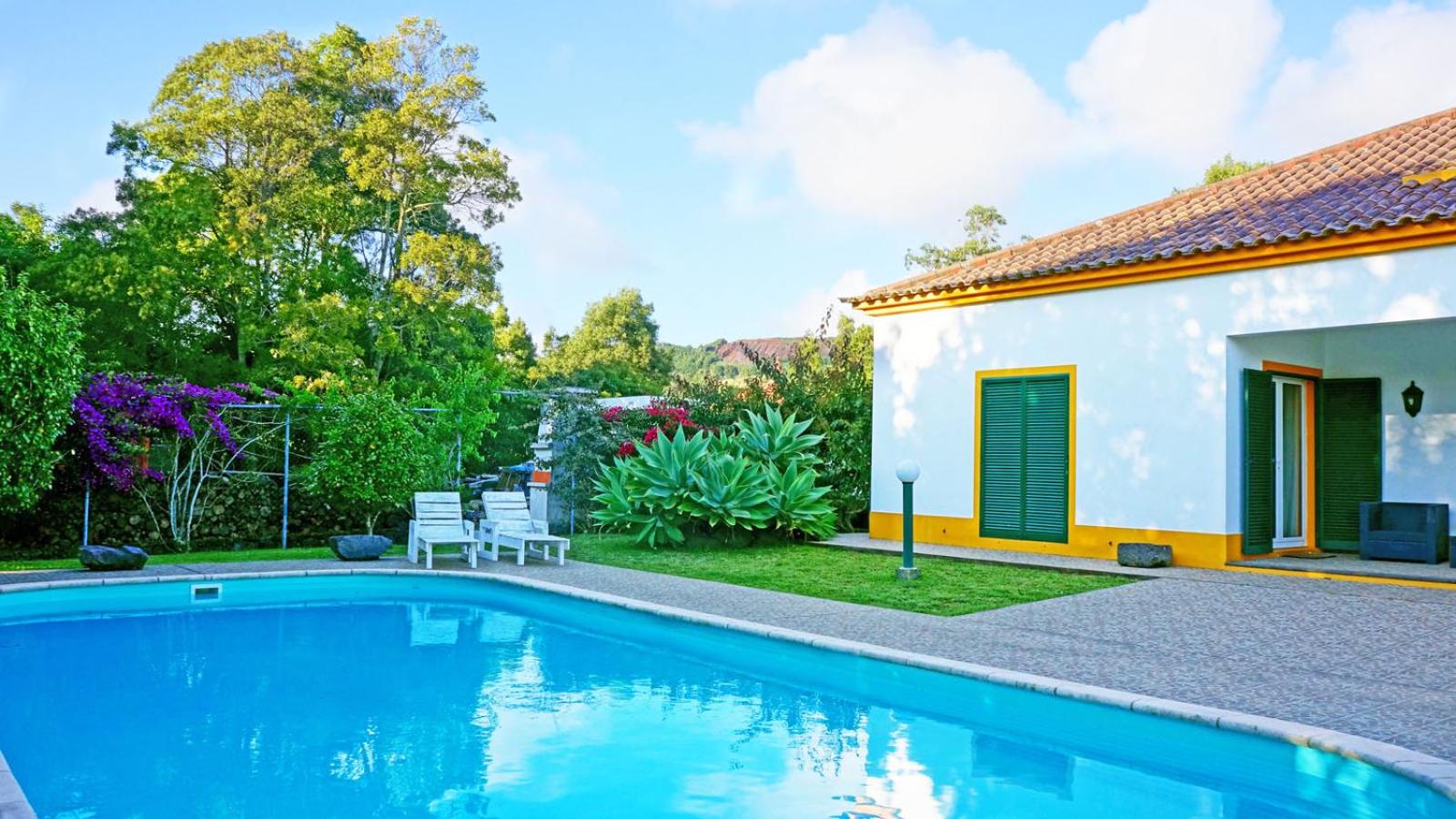 Quinta dos Aromas view 2